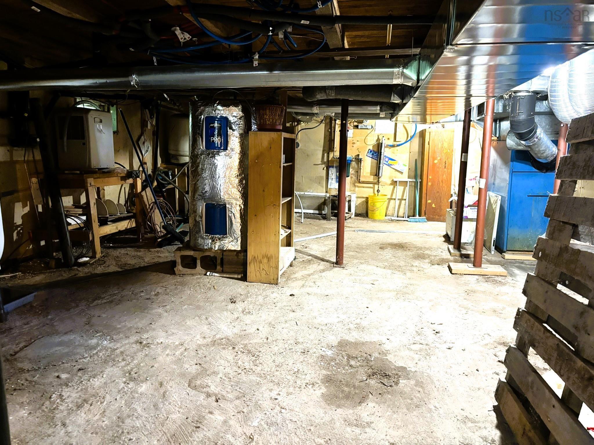 $199,900.00: 7643 Hwy#2 Highway, West Brook