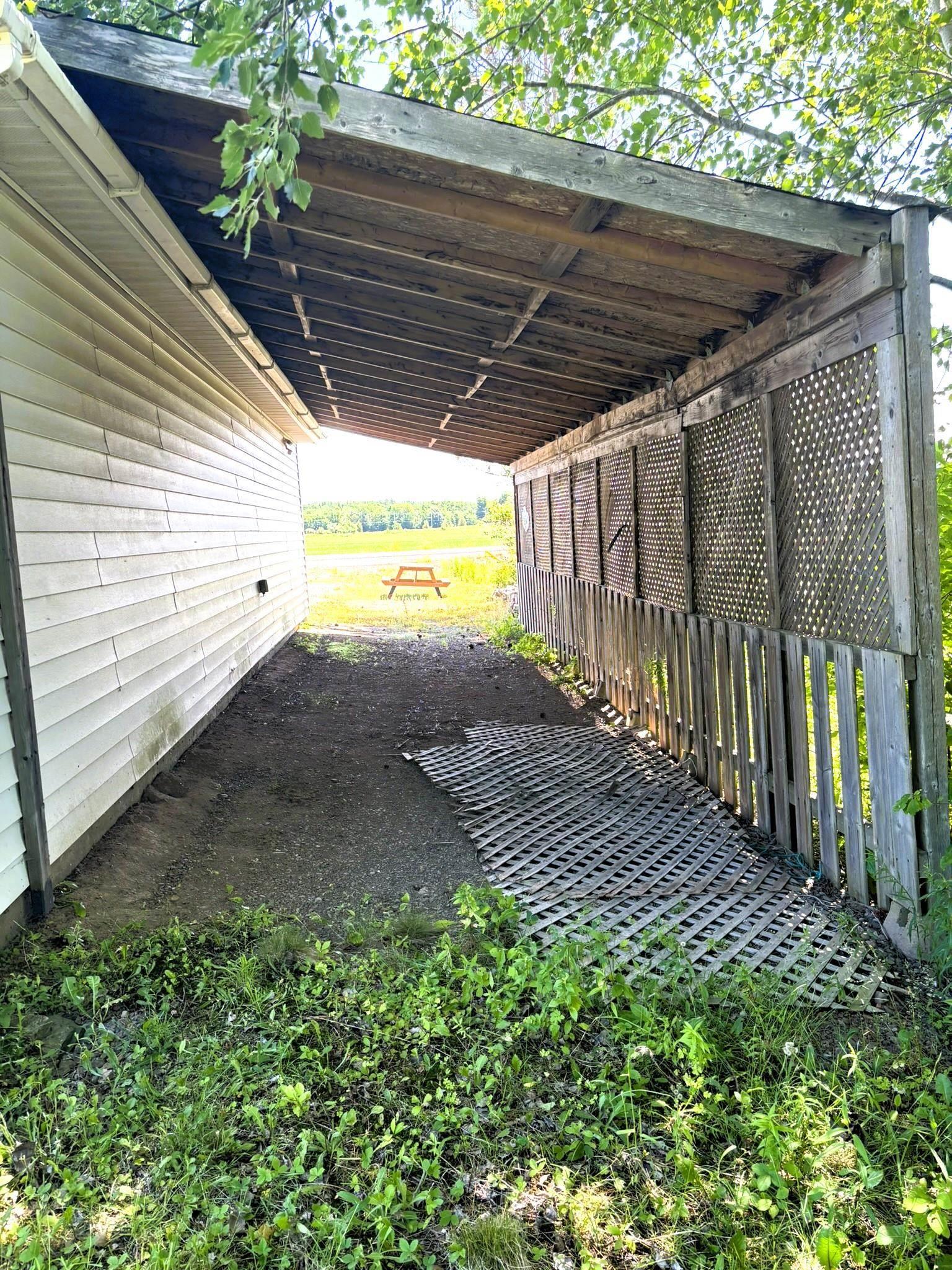 $199,900.00: 7643 Hwy#2 Highway, West Brook