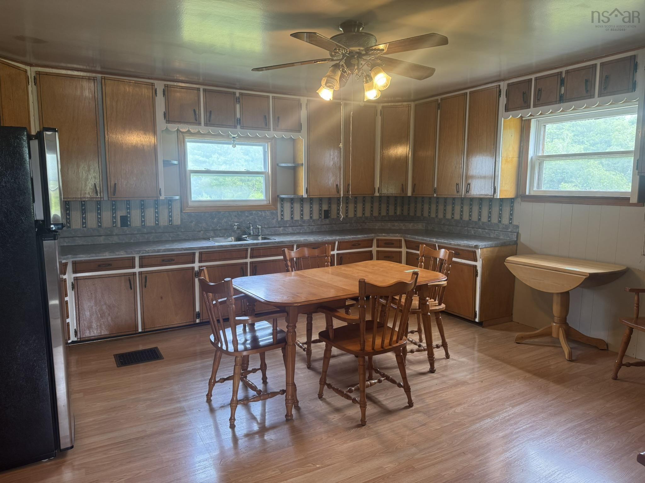 $194,900.00: 185 West Caledonia Road, Caledonia