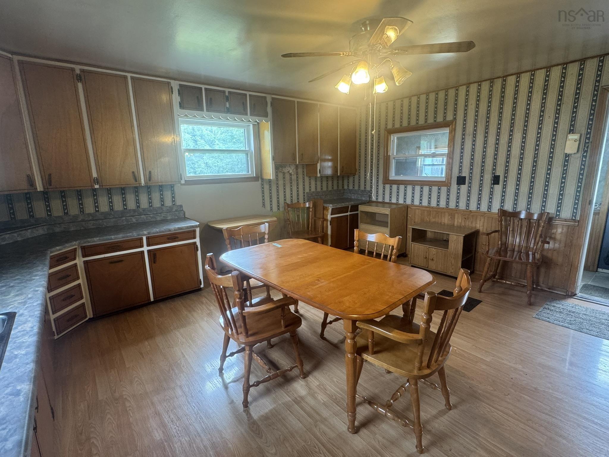 $194,900.00: 185 West Caledonia Road, Caledonia