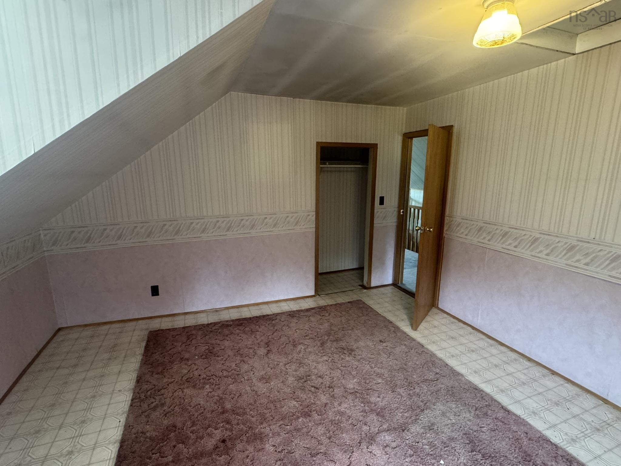 $194,900.00: 185 West Caledonia Road, Caledonia