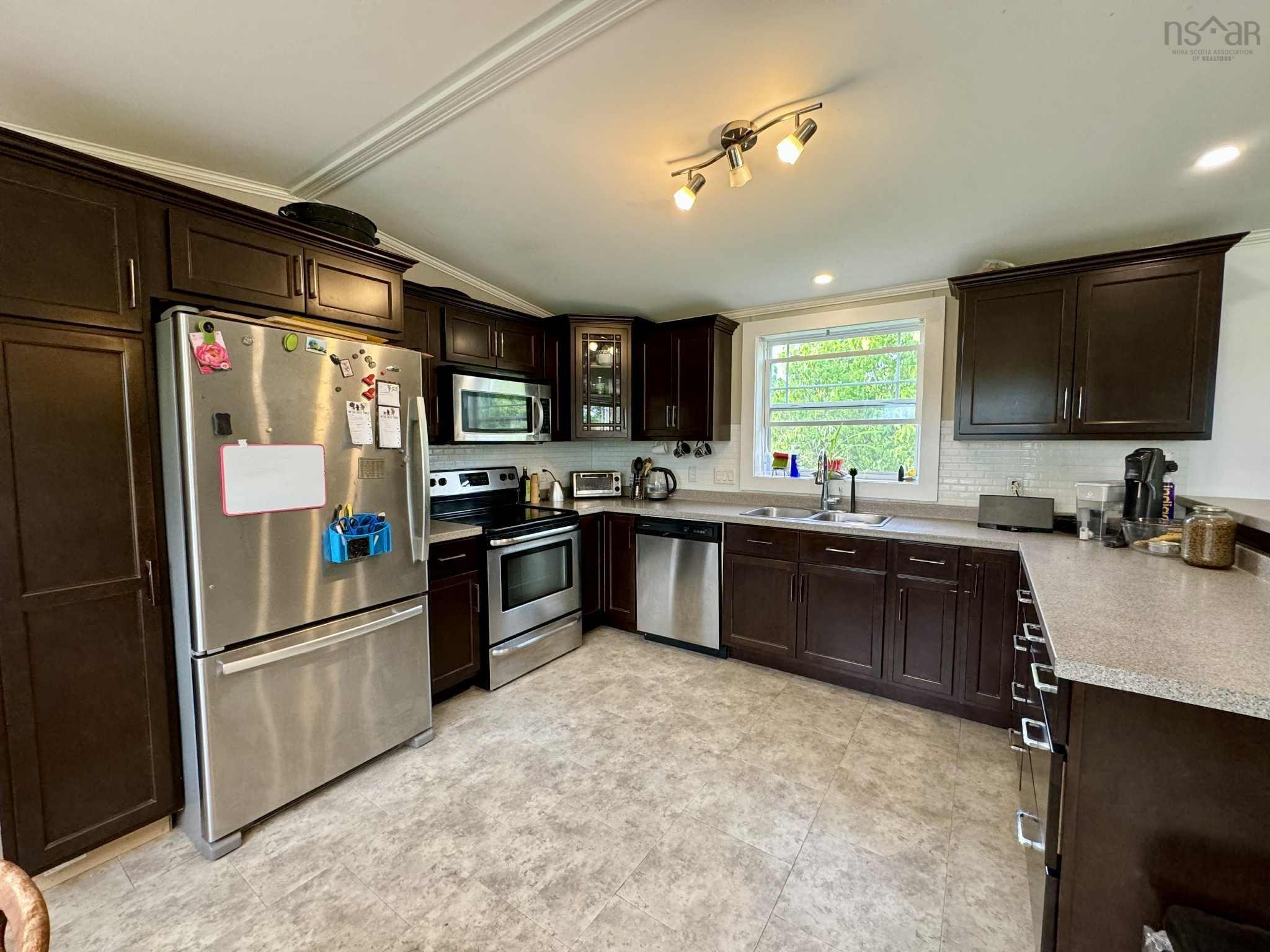 $284,000.00: 6869 Highway 2, Bass River