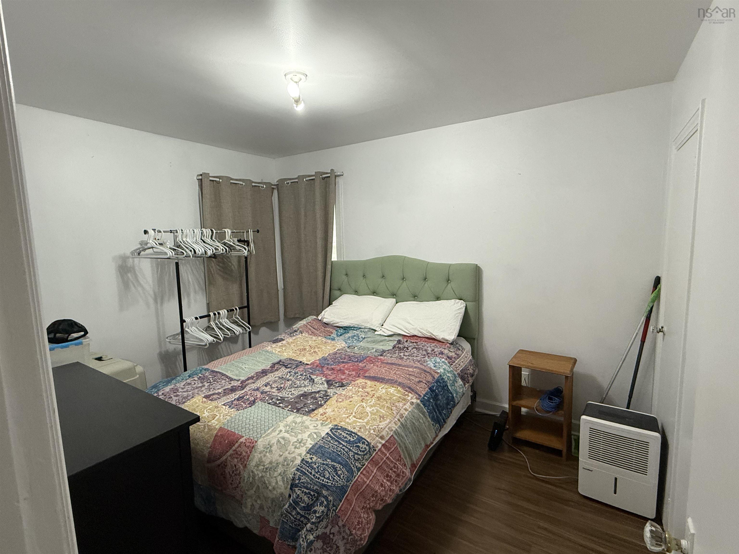 $519,900.00: 536 - 538 Rocky Lake Drive, Bedford