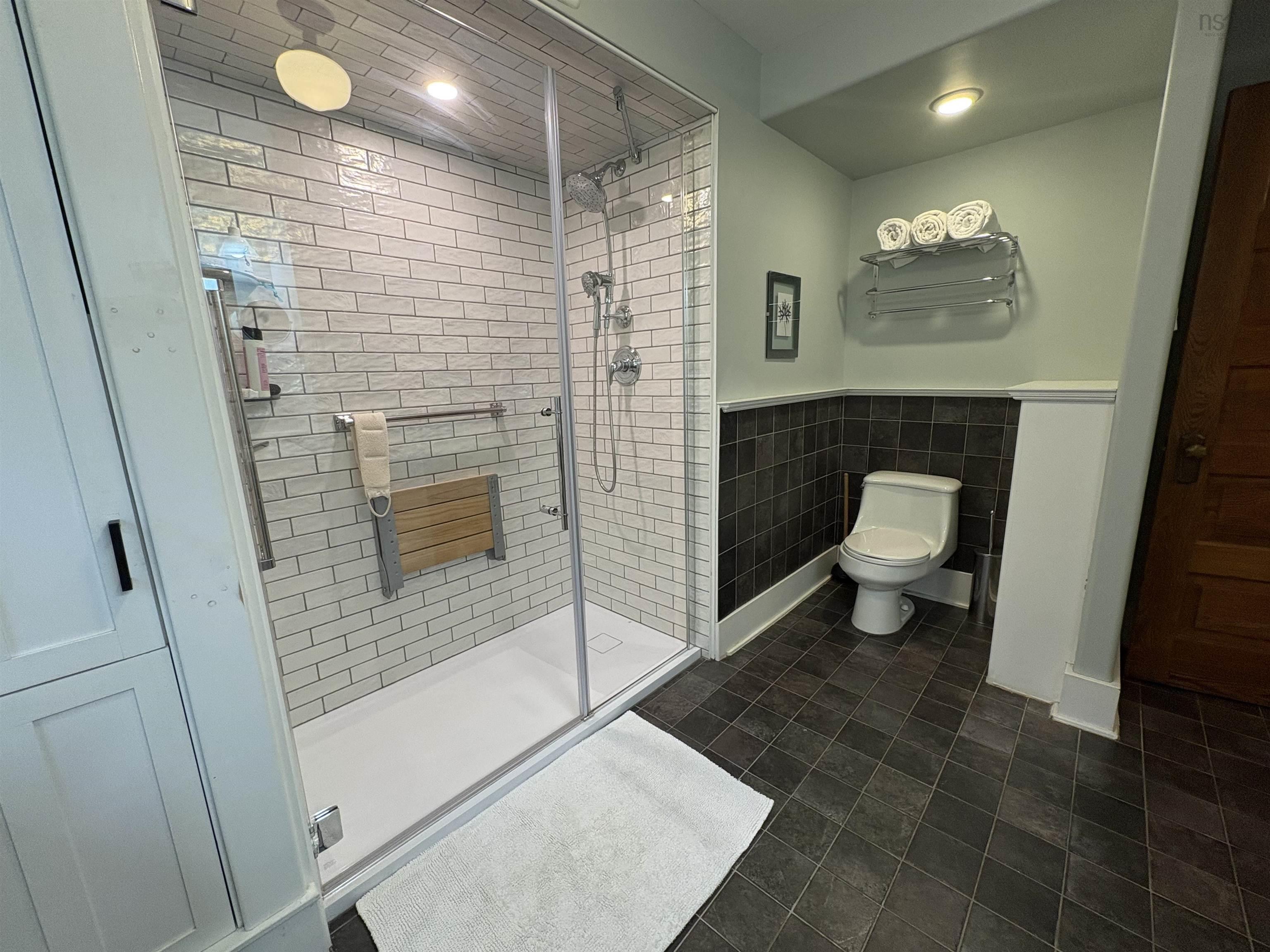 $525,000.00: 370 Terrace Street, New Glasgow