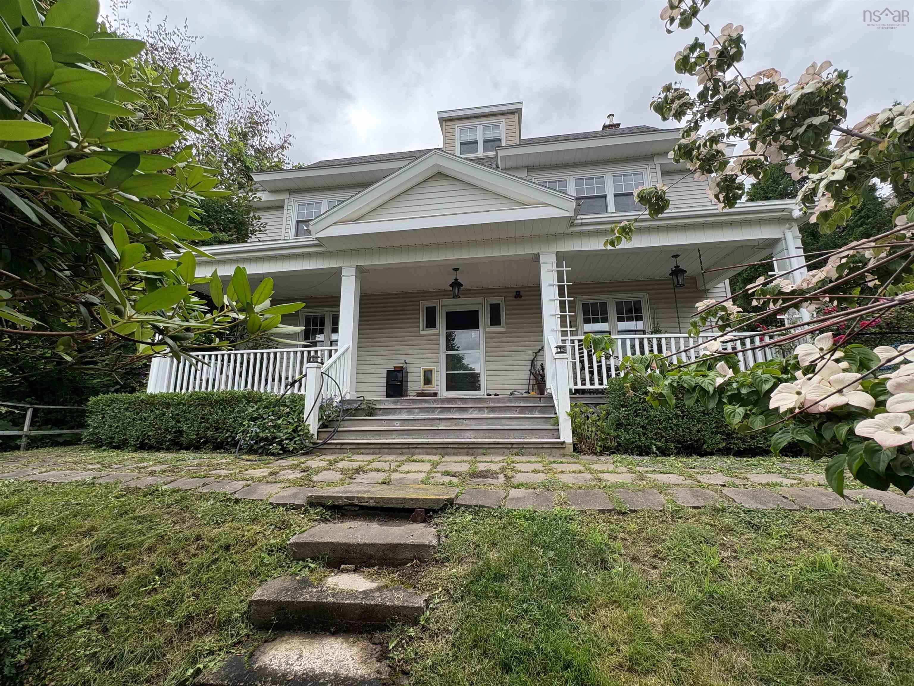 $525,000.00: 370 Terrace Street, New Glasgow
