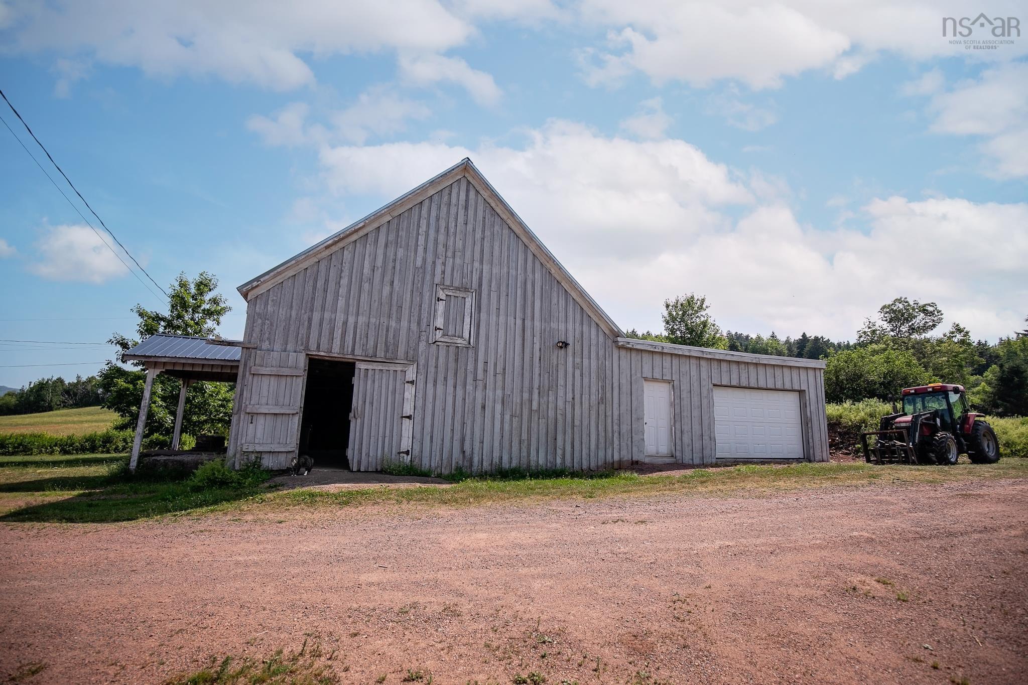 $229,900.00: 5755 Highway 2, Lakelands