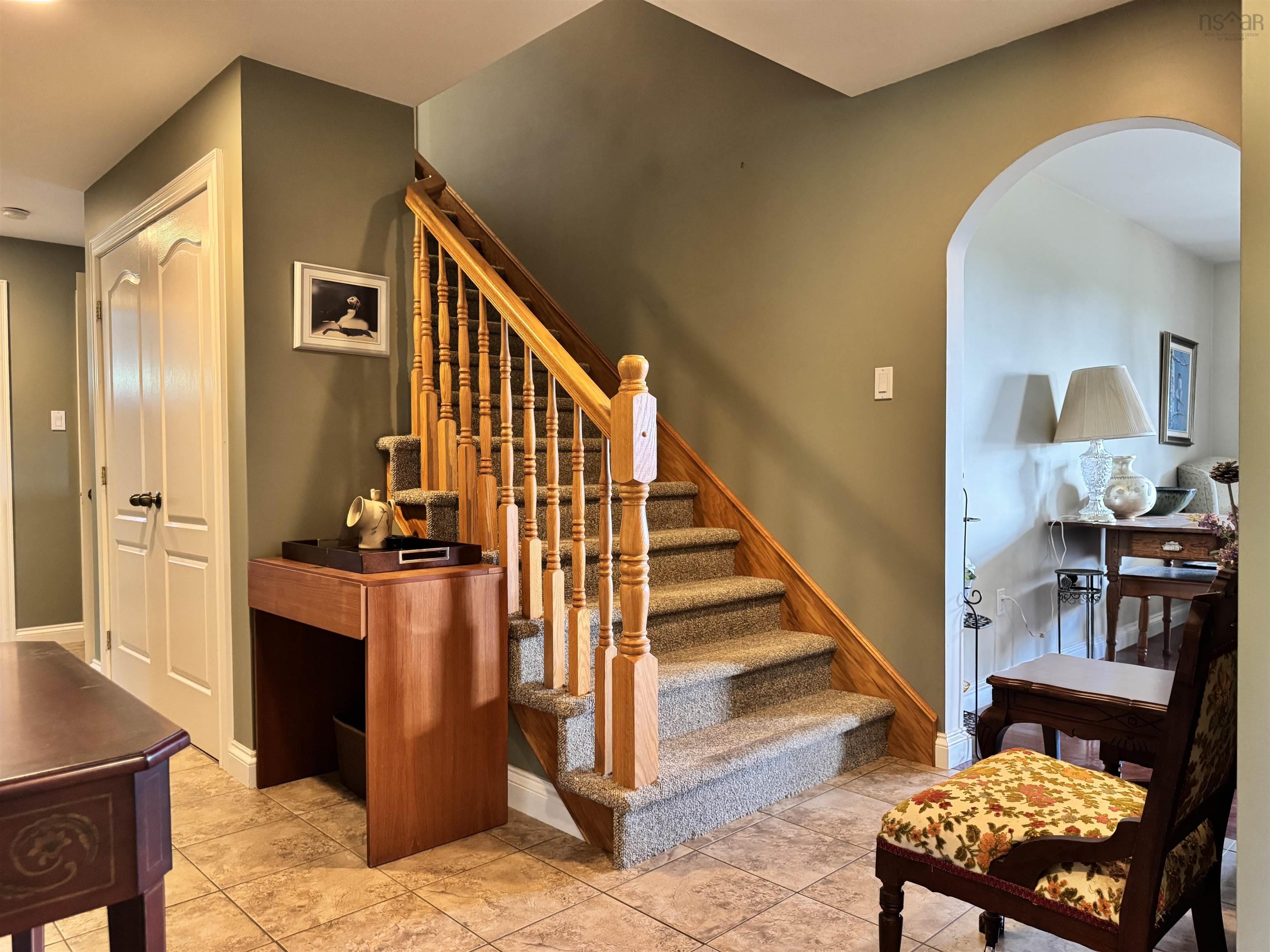 $660,000.00: 21 Barclay Ridge Crescent, Lyons Brook