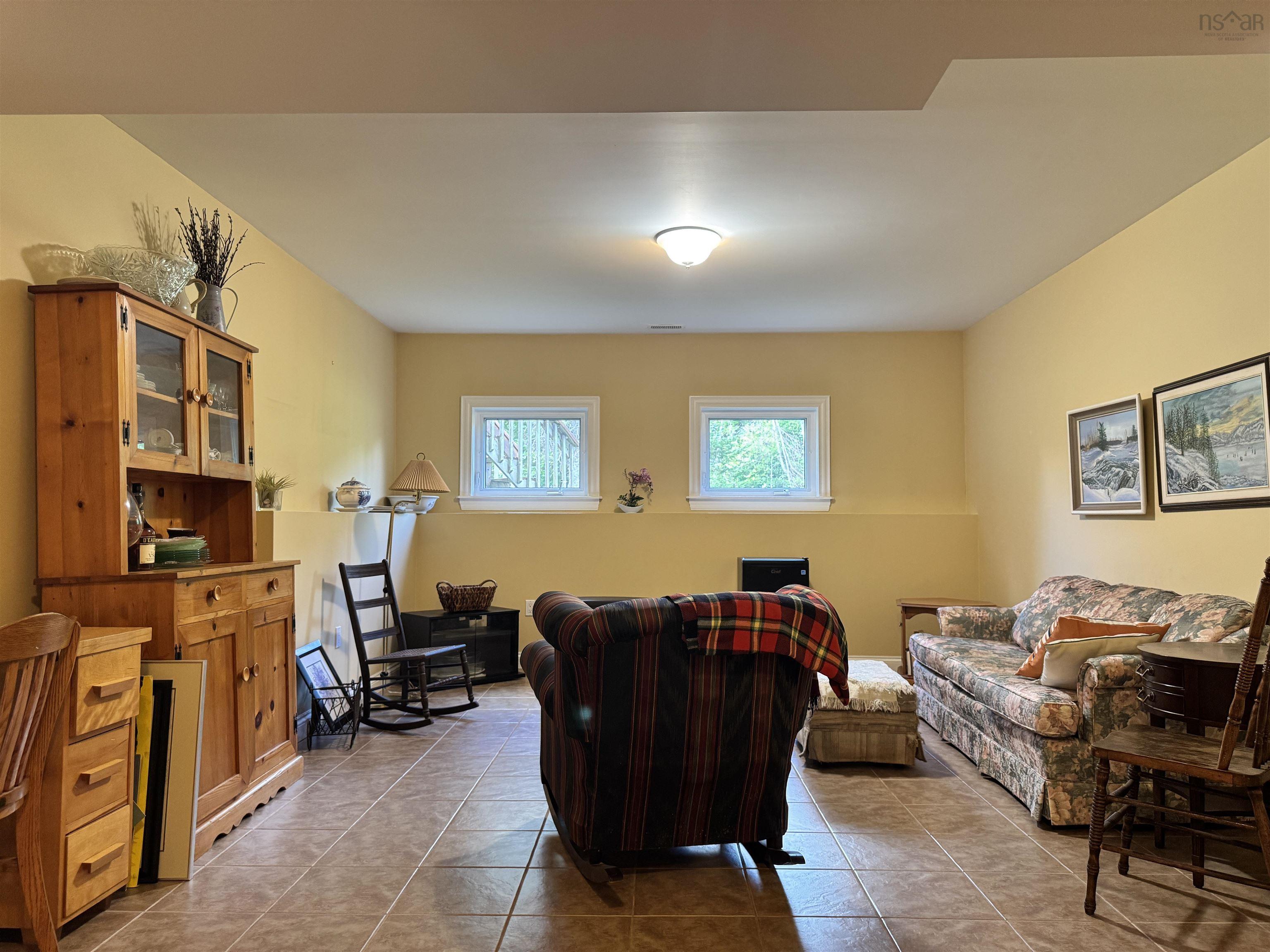 $660,000.00: 21 Barclay Ridge Crescent, Lyons Brook