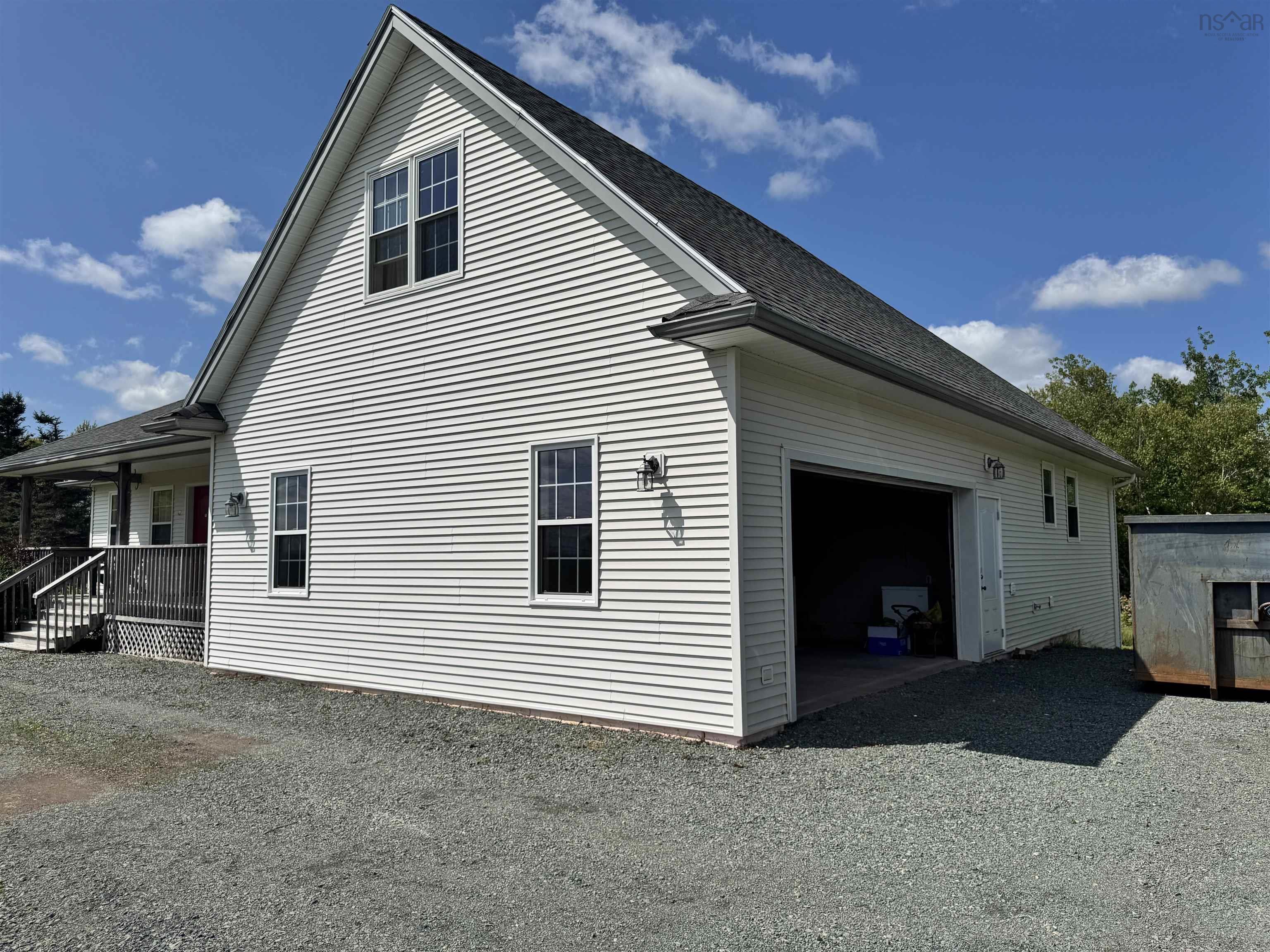 $660,000.00: 21 Barclay Ridge Crescent, Lyons Brook
