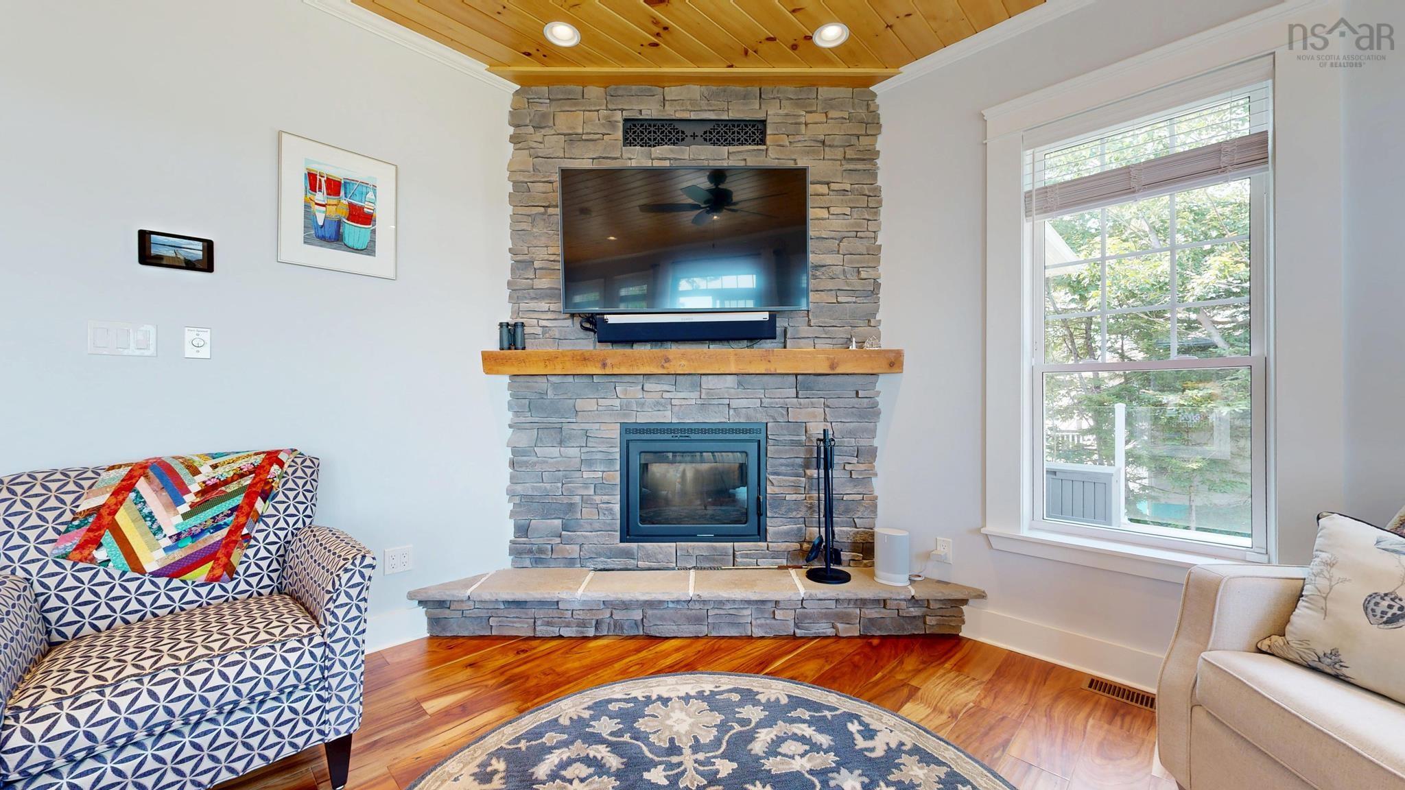 $1,275,000.00: 15 MacLellan Lane, Martins River