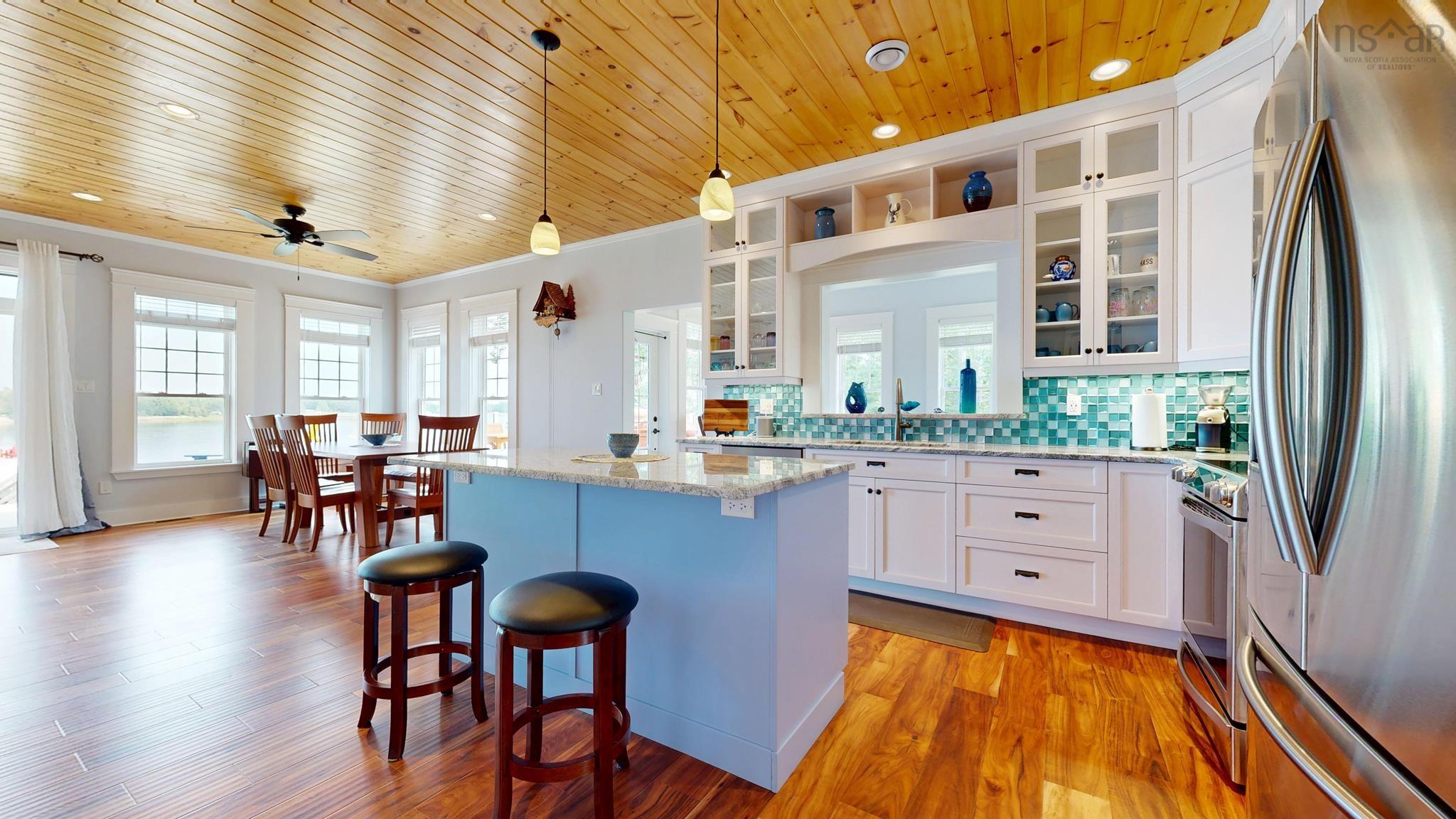 $1,275,000.00: 15 MacLellan Lane, Martins River