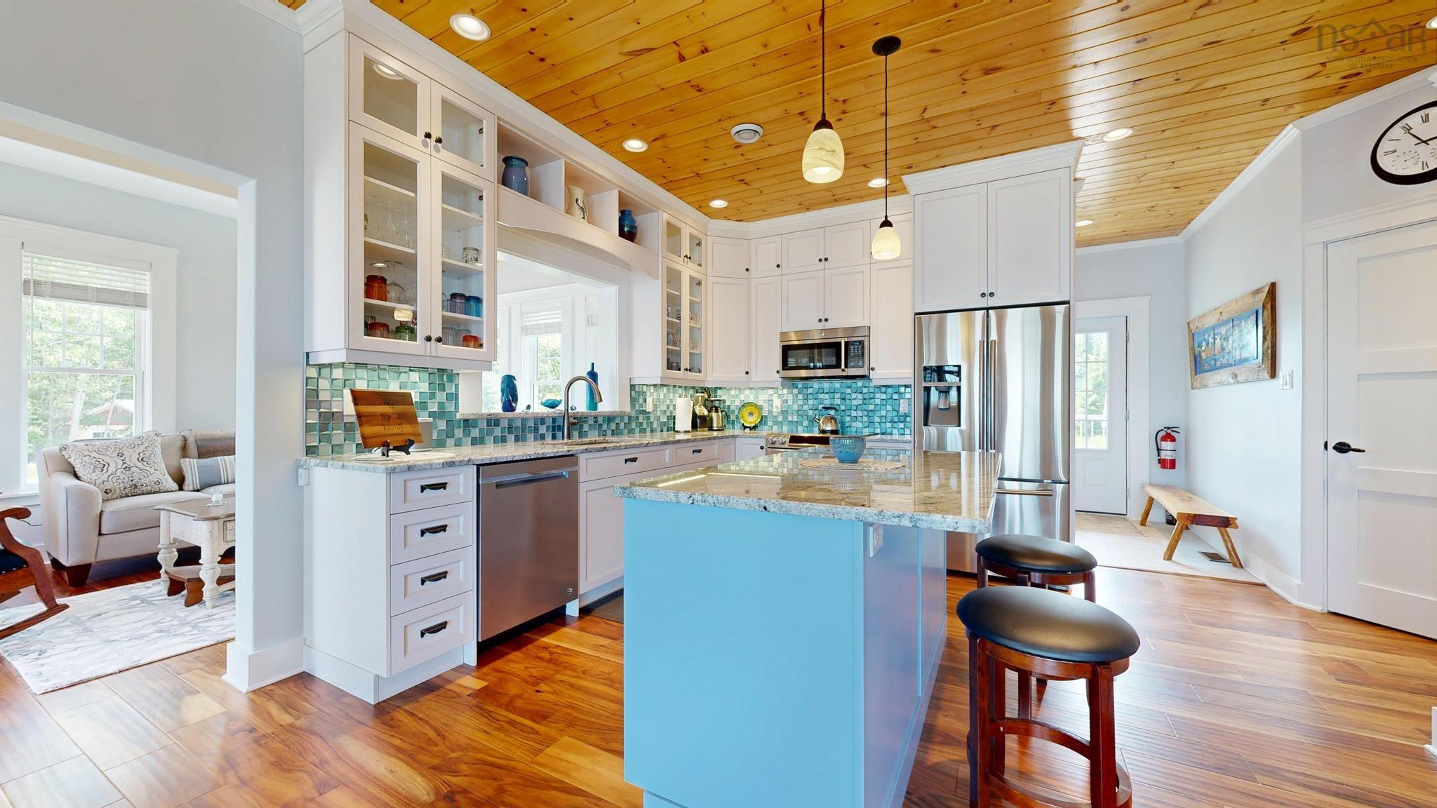 $1,275,000.00: 15 MacLellan Lane, Martins River