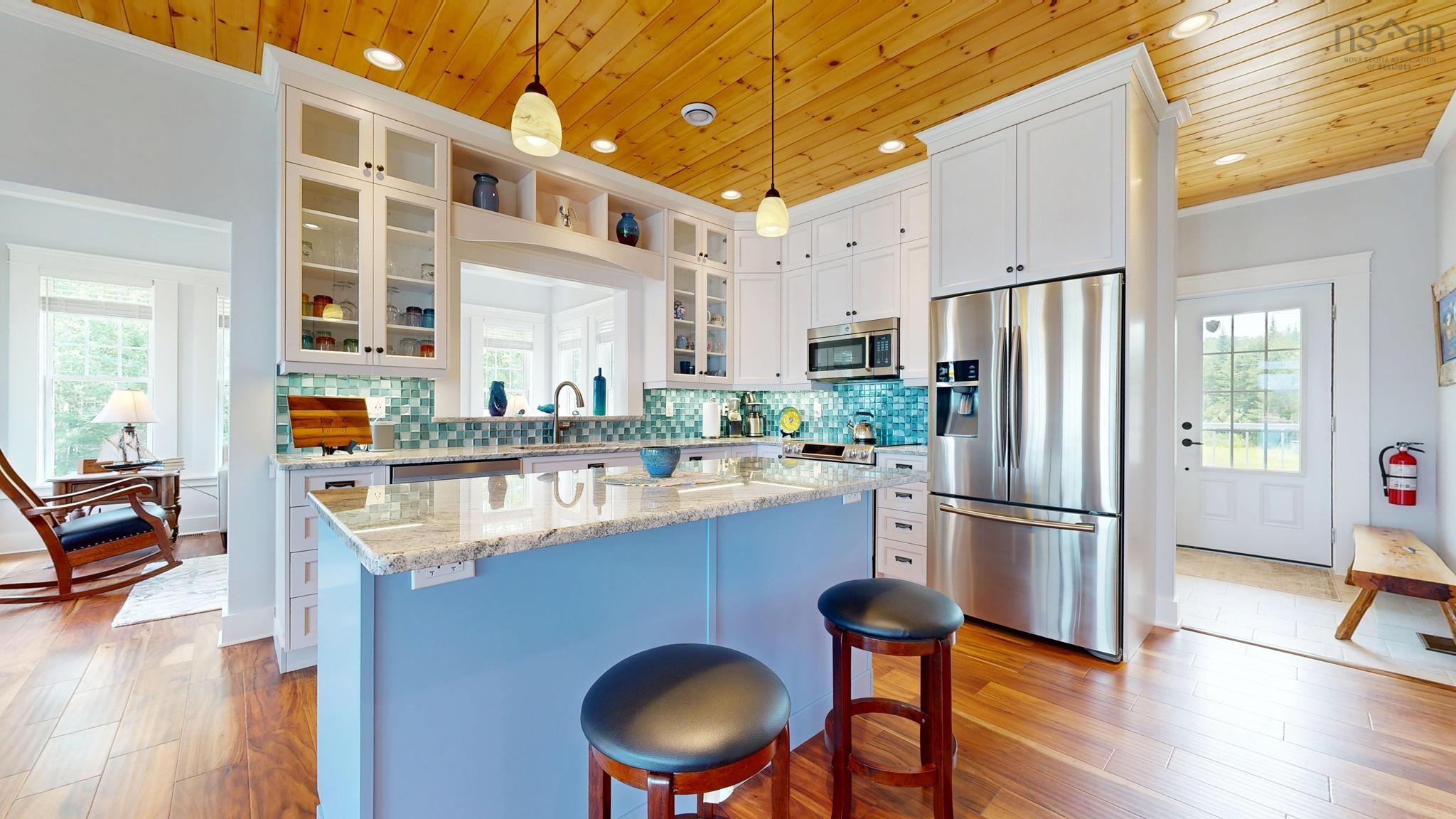 $1,275,000.00: 15 MacLellan Lane, Martins River