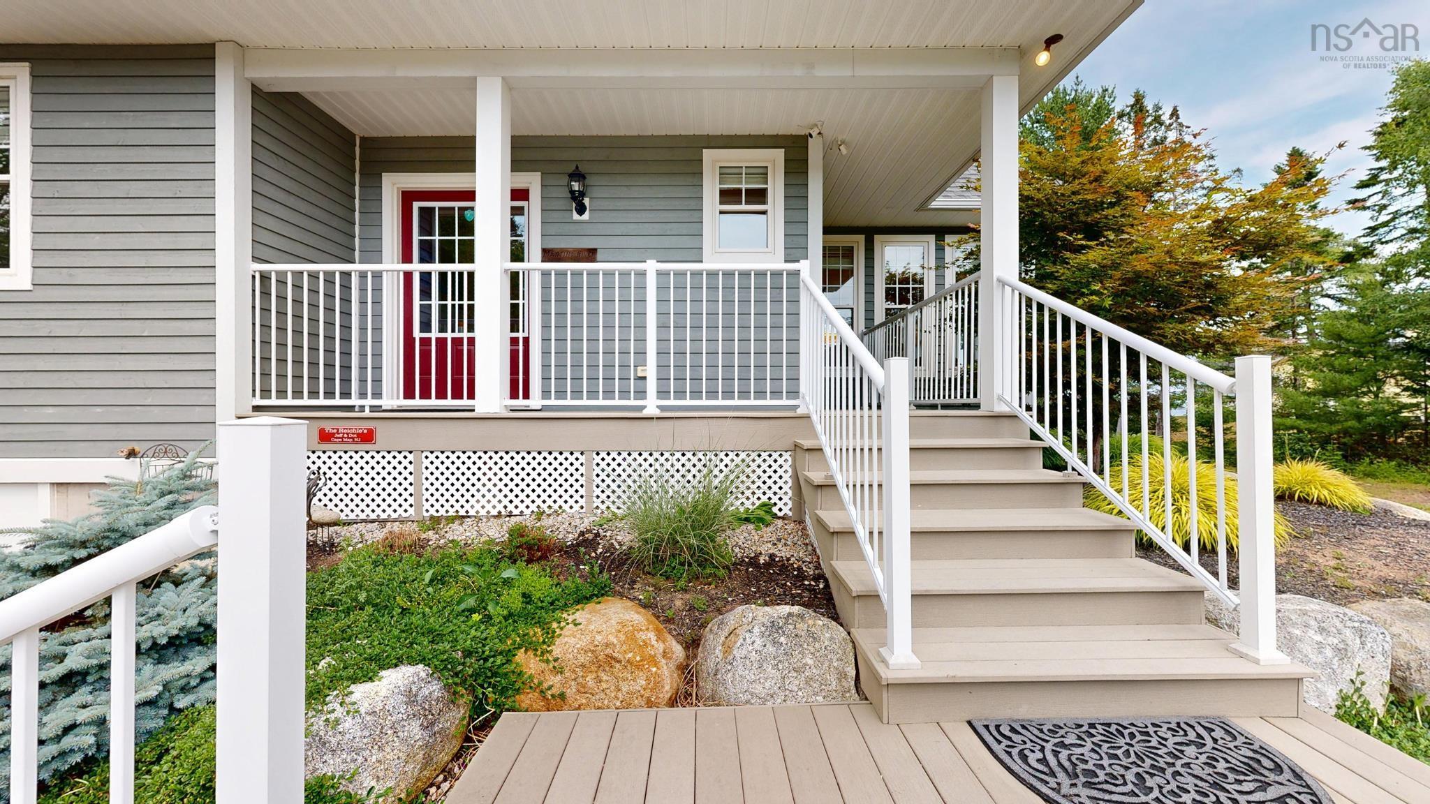 $1,275,000.00: 15 MacLellan Lane, Martins River