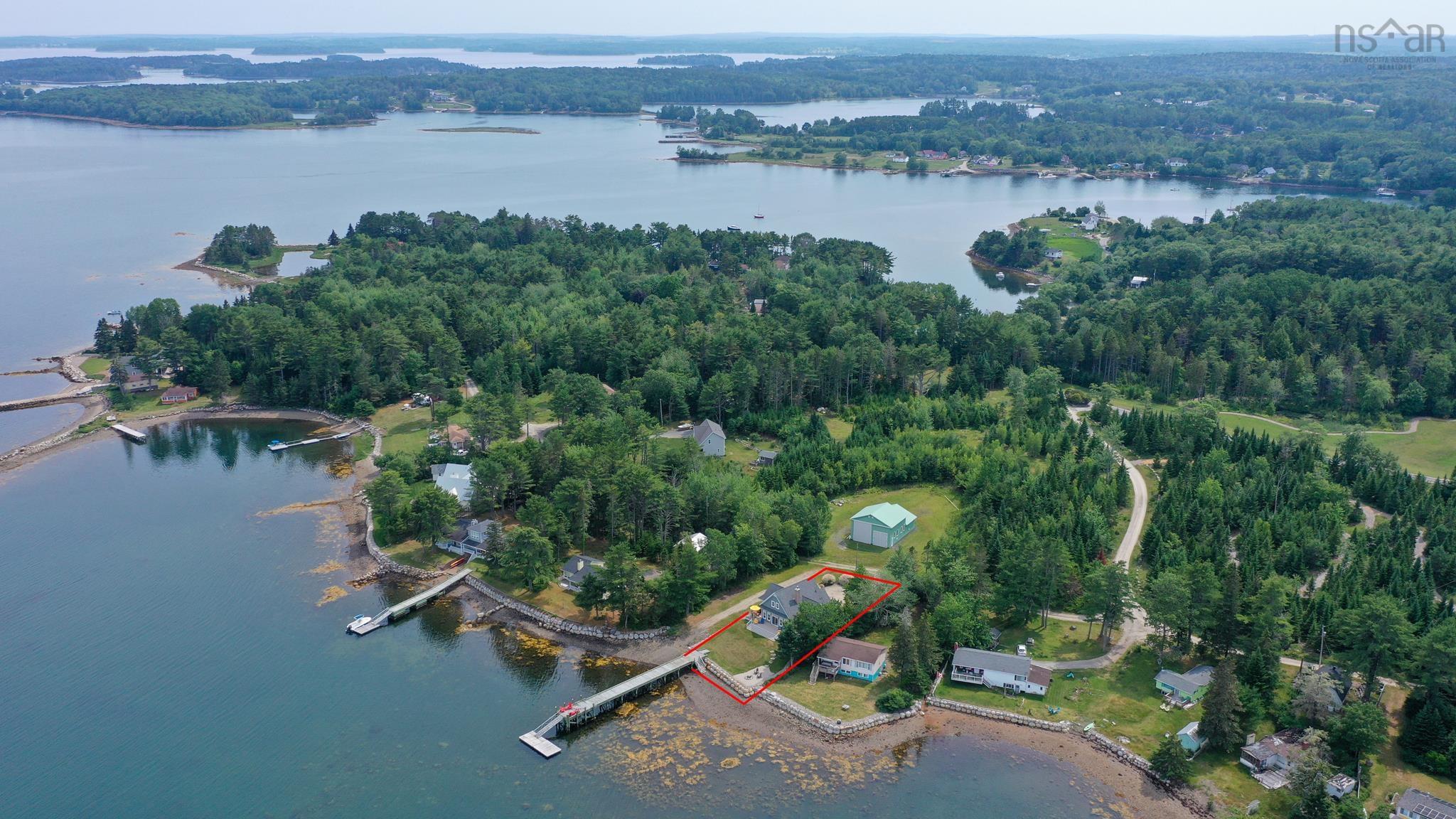 $1,275,000.00: 15 MacLellan Lane, Martins River