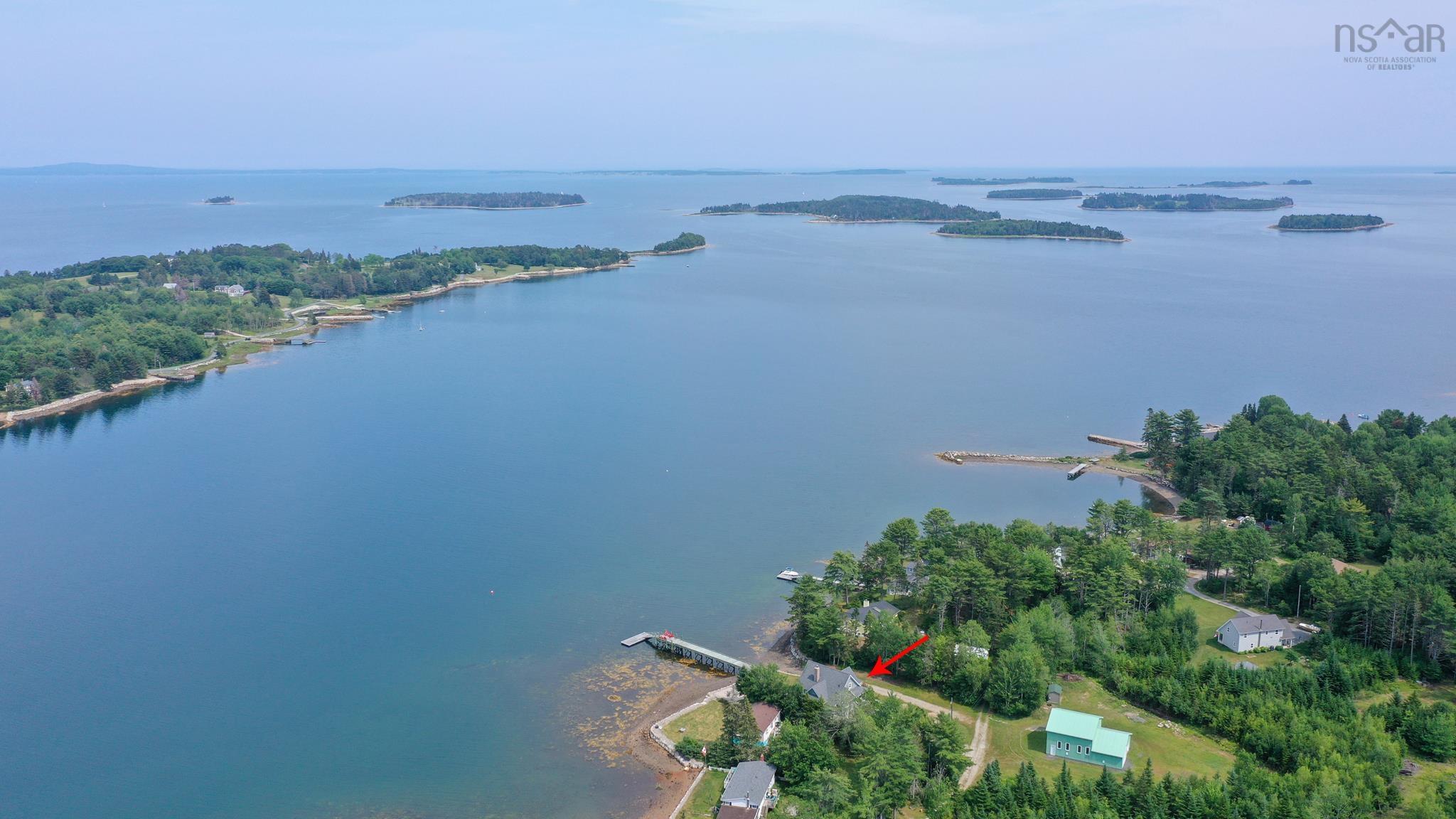 $1,275,000.00: 15 MacLellan Lane, Martins River