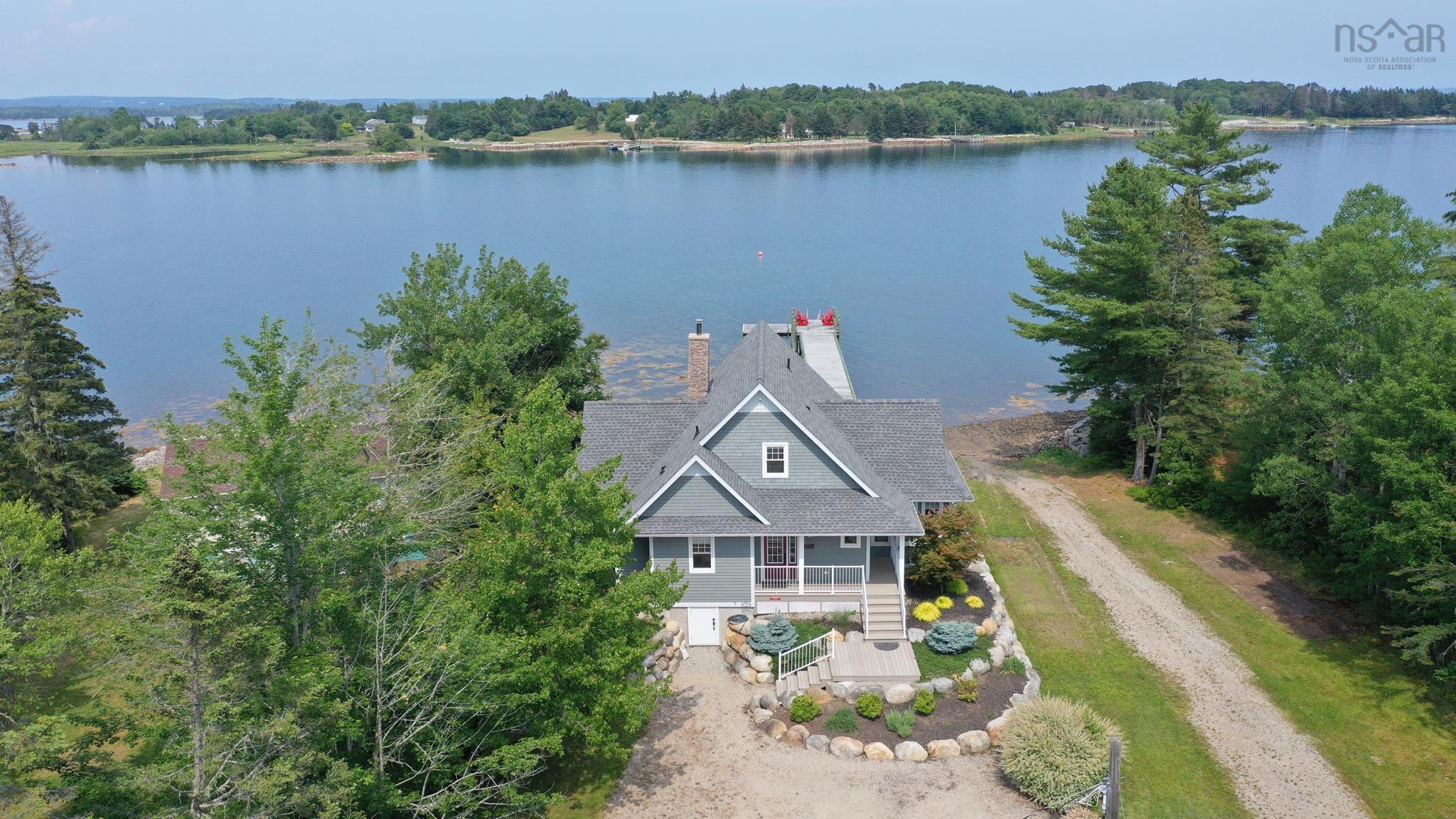 $1,275,000.00: 15 MacLellan Lane, Martins River