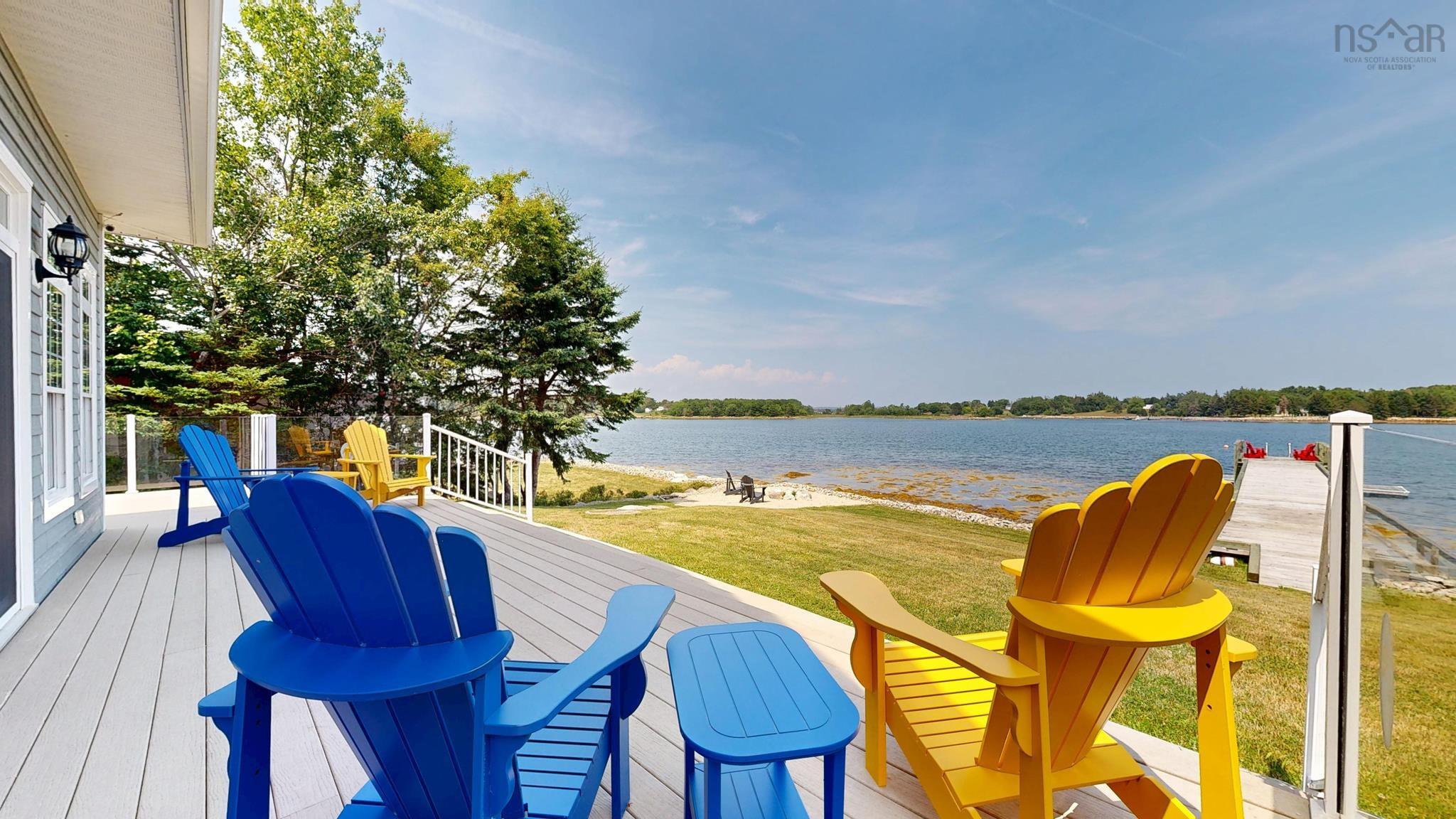 $1,275,000.00: 15 MacLellan Lane, Martins River