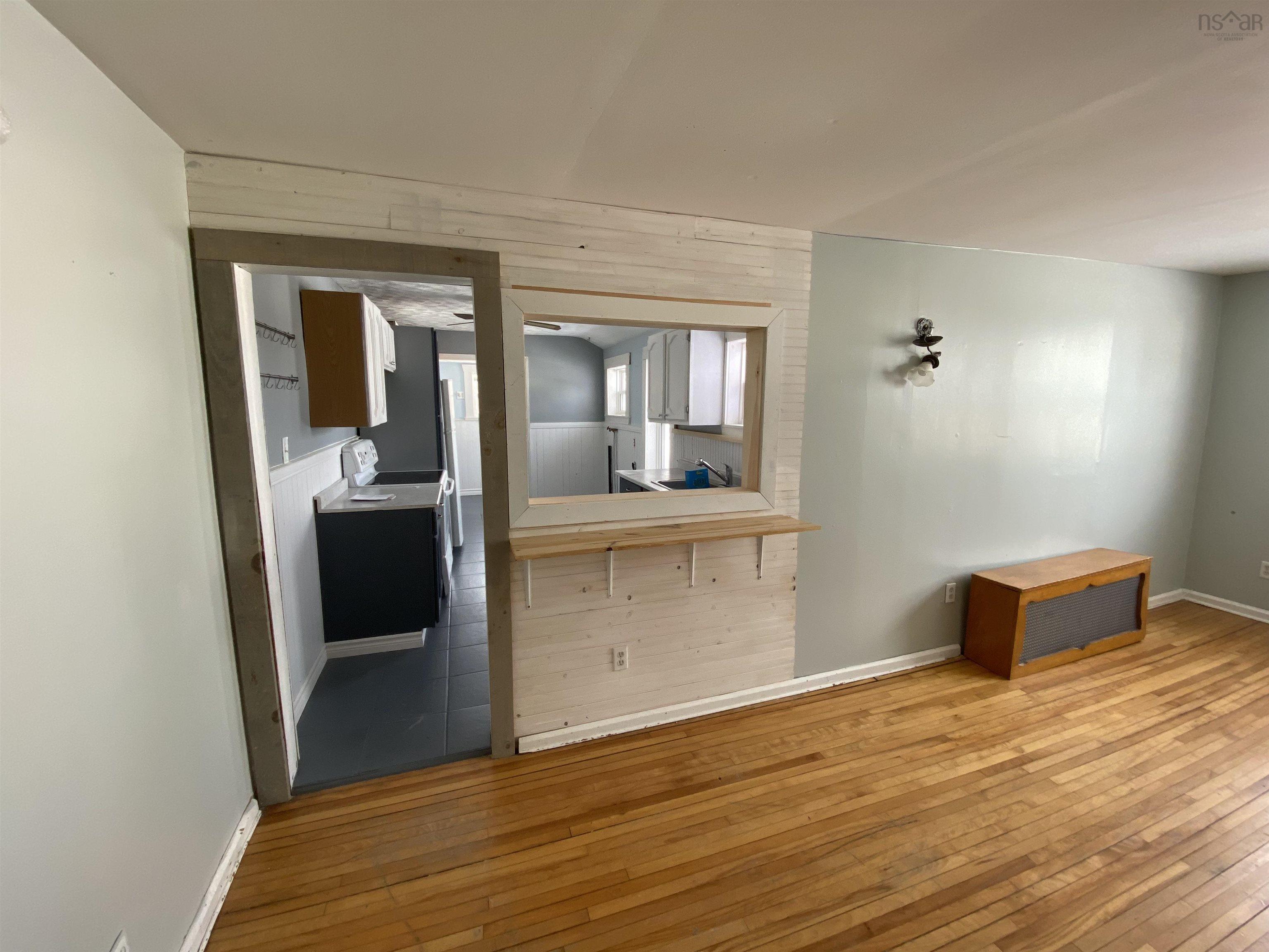 $199,000.00: 521/523 George Street, New Waterford