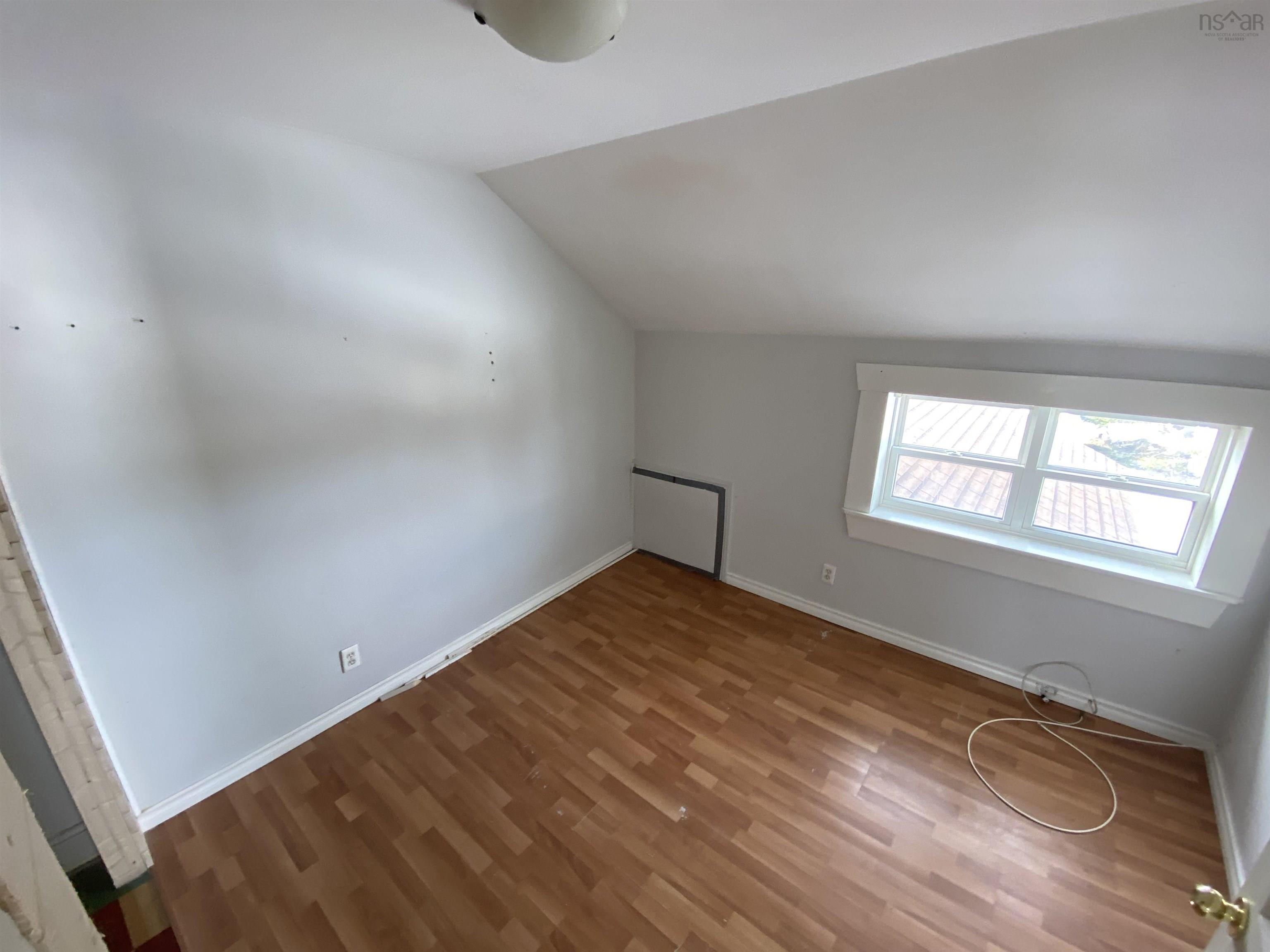 $199,000.00: 521/523 George Street, New Waterford