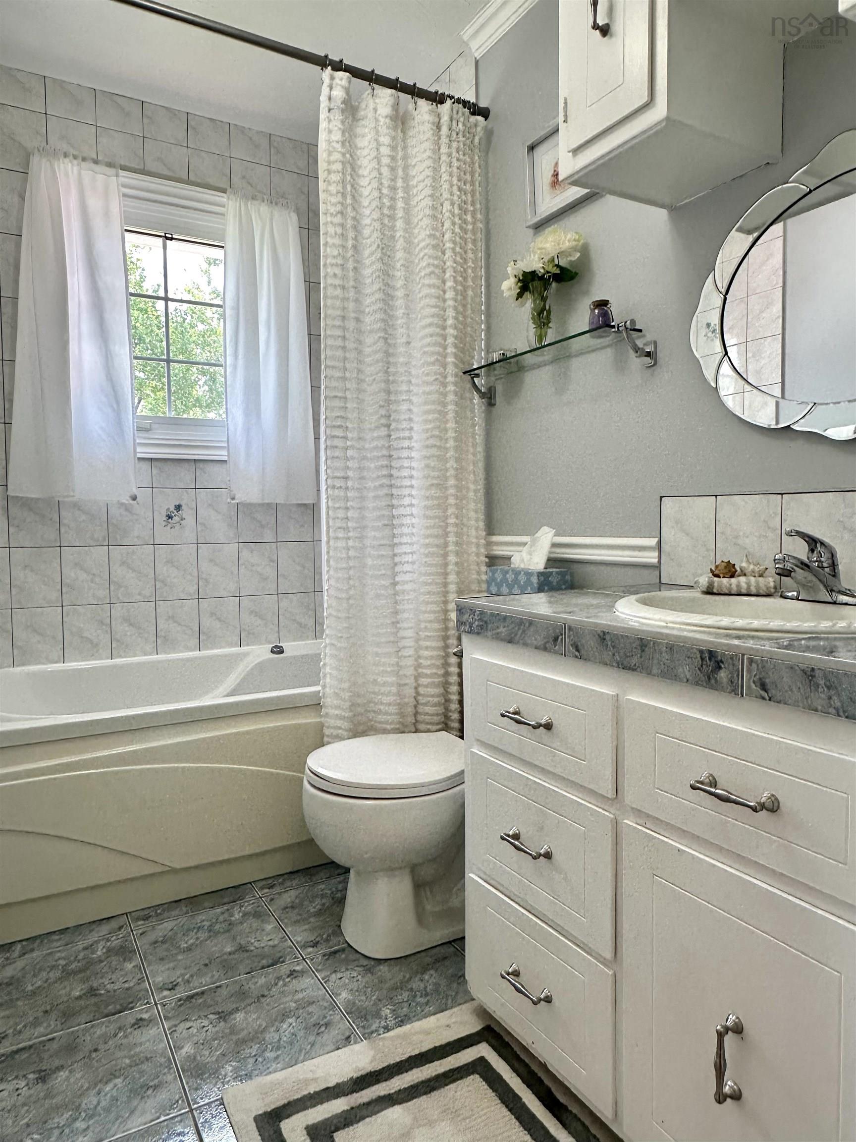 $289,900.00: 17 Willowdale Drive, Glace Bay