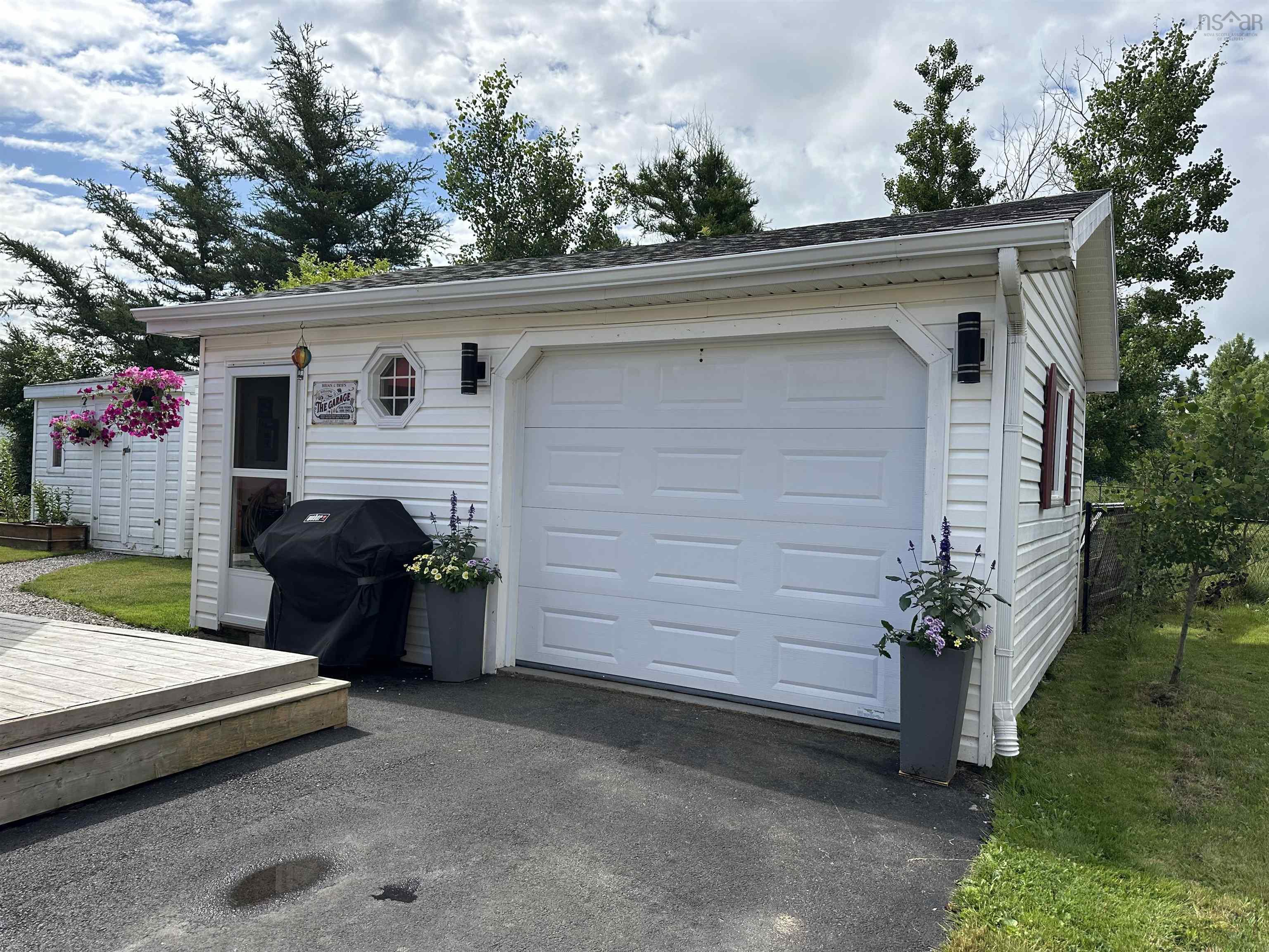 $289,900.00: 17 Willowdale Drive, Glace Bay