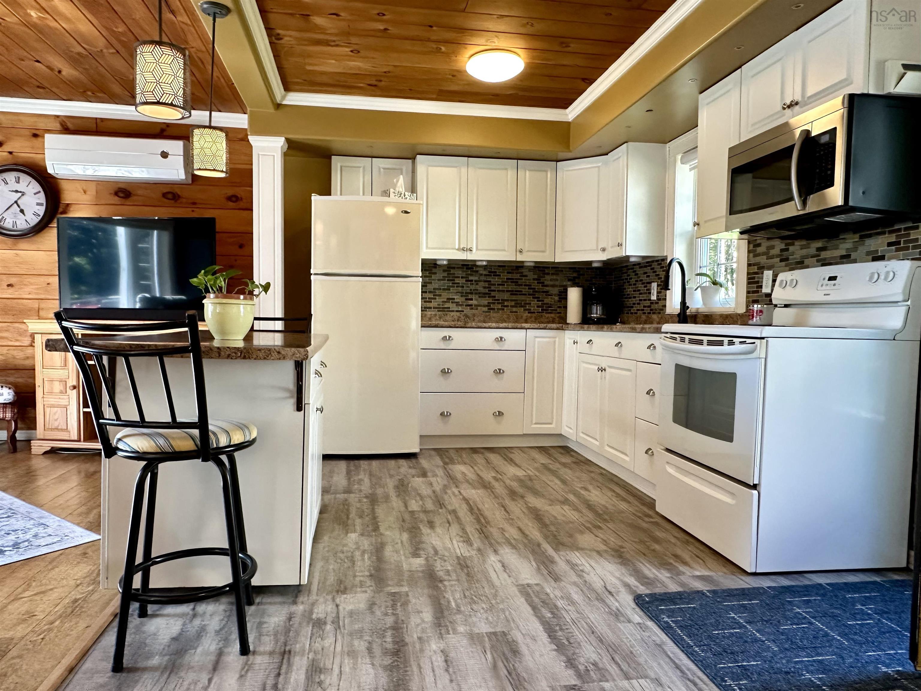 $319,900.00: 1458 Grand Mira South Road, Grand Mira South