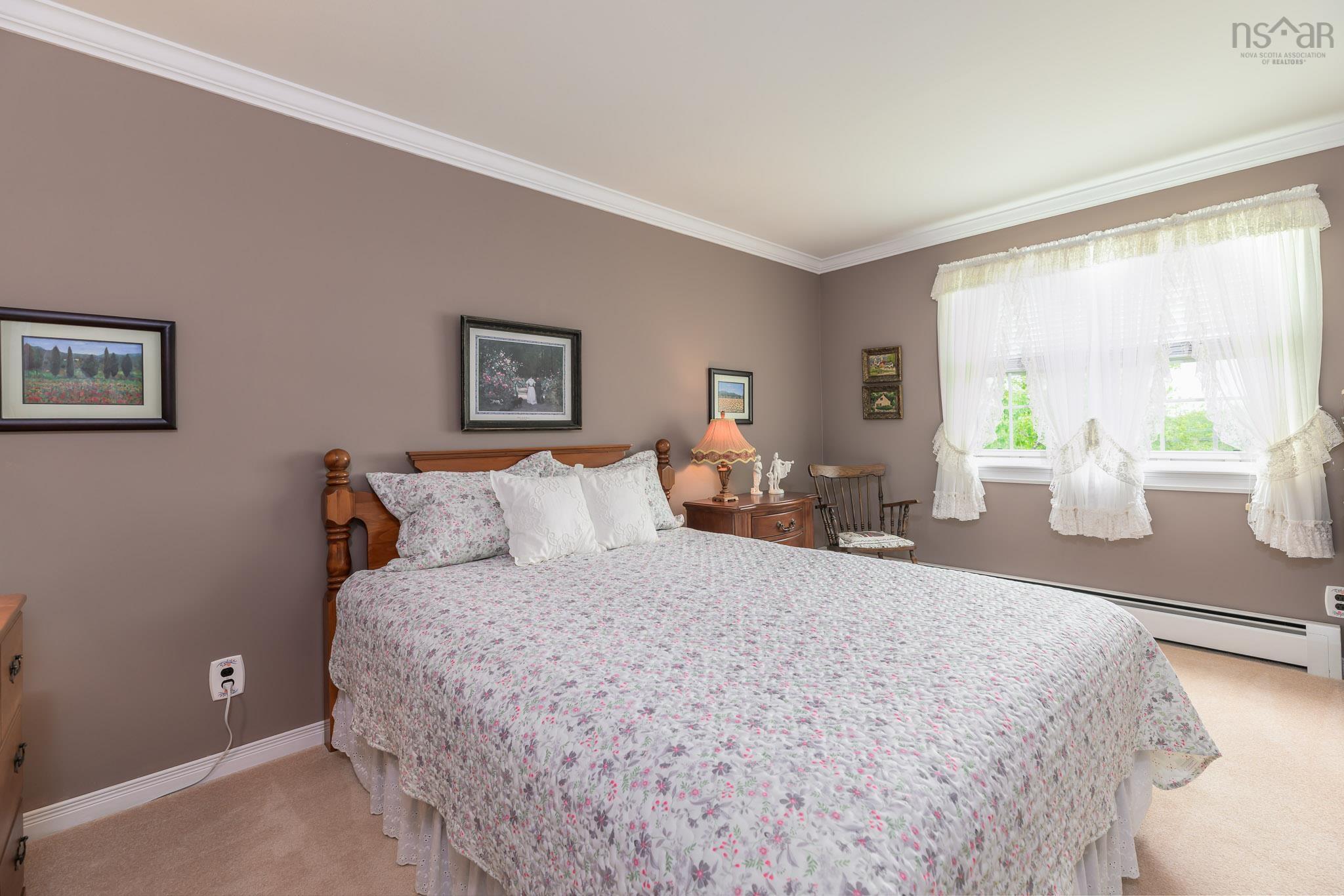 $574,900.00: 866 Ketch Harbour Road, Portuguese Cove