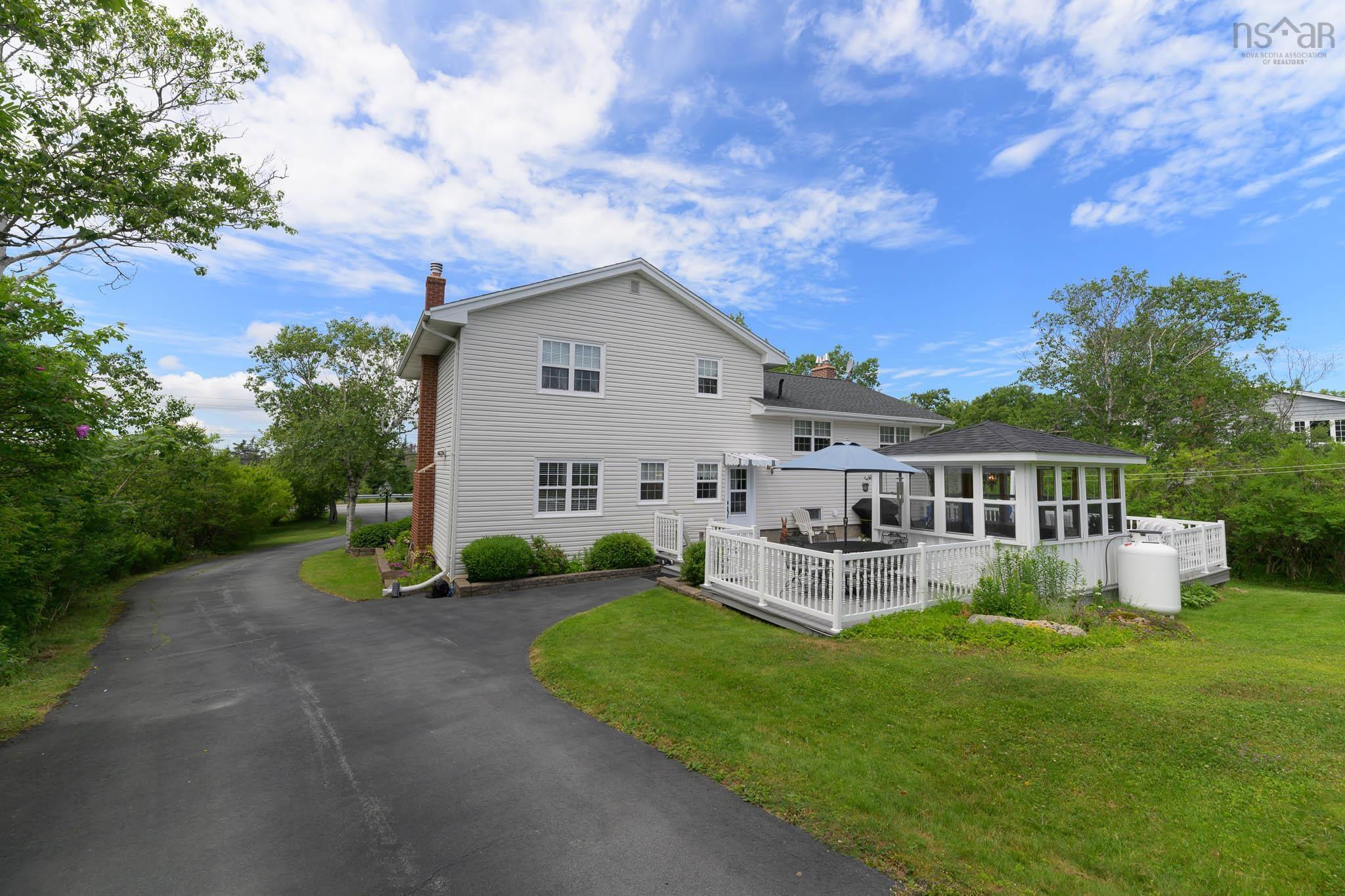 $574,900.00: 866 Ketch Harbour Road, Portuguese Cove