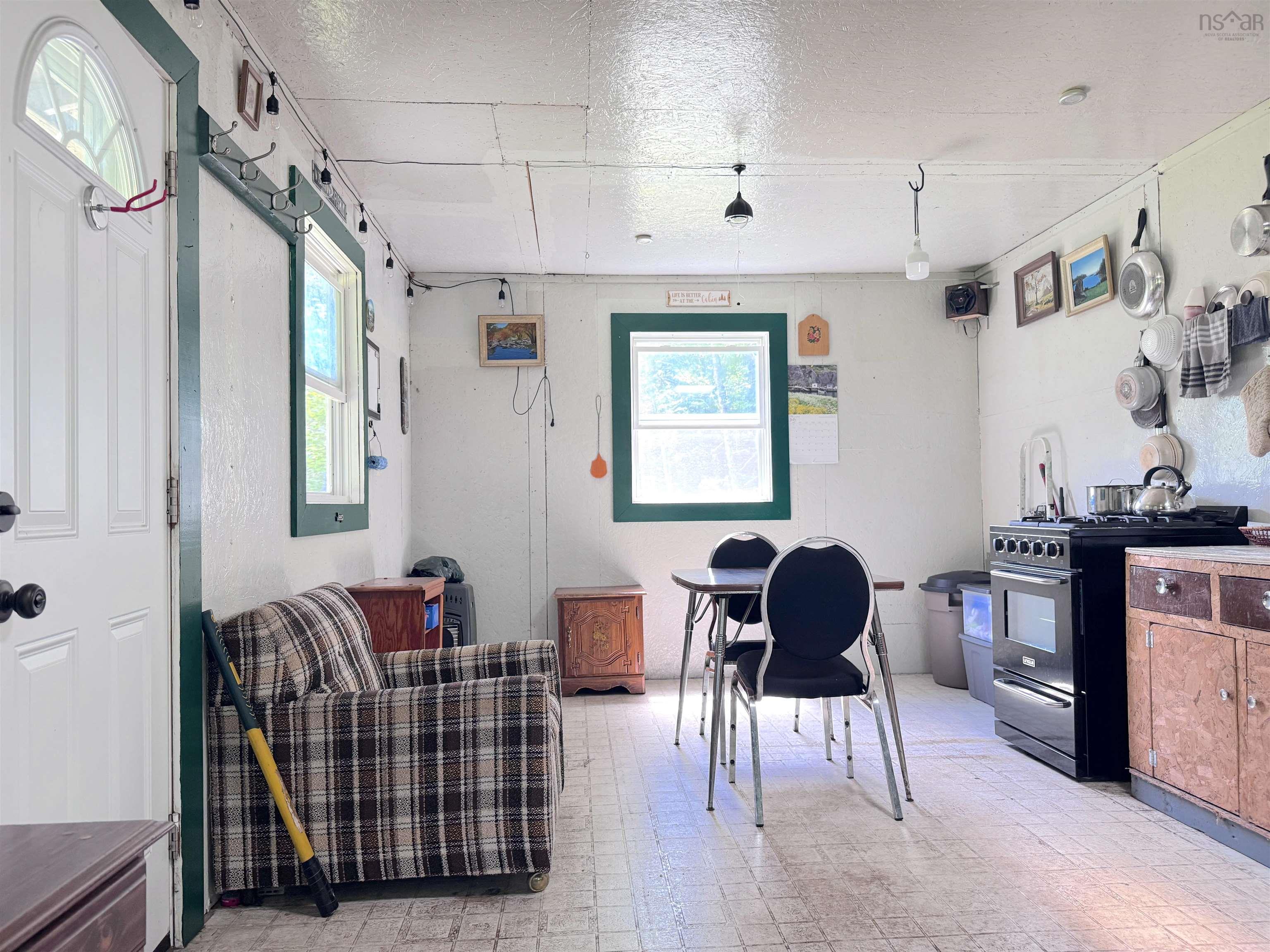 $83,900.00: 811 River Denys Mountain Road, Glendale