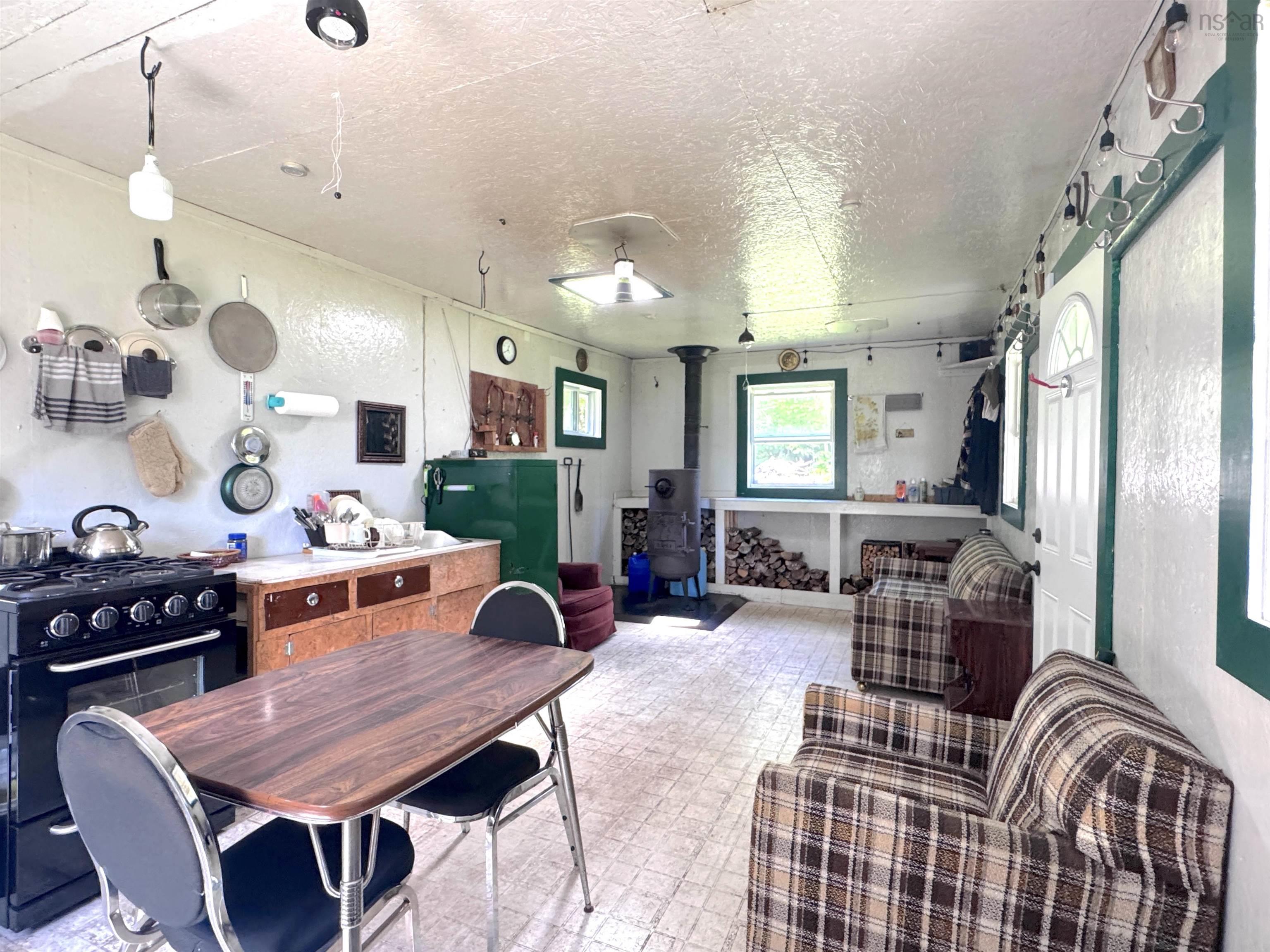 $83,900.00: 811 River Denys Mountain Road, Glendale