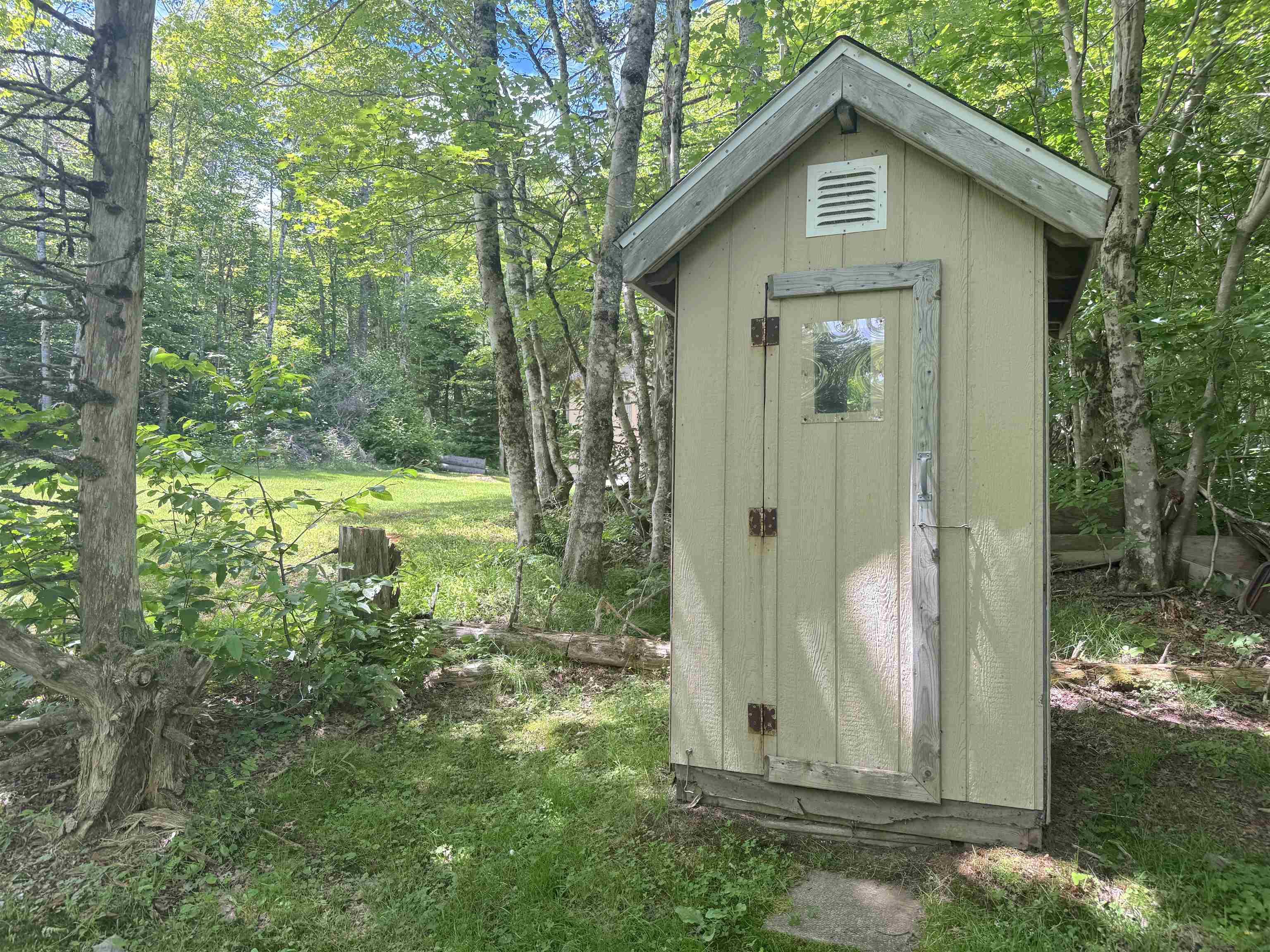 $83,900.00: 811 River Denys Mountain Road, Glendale