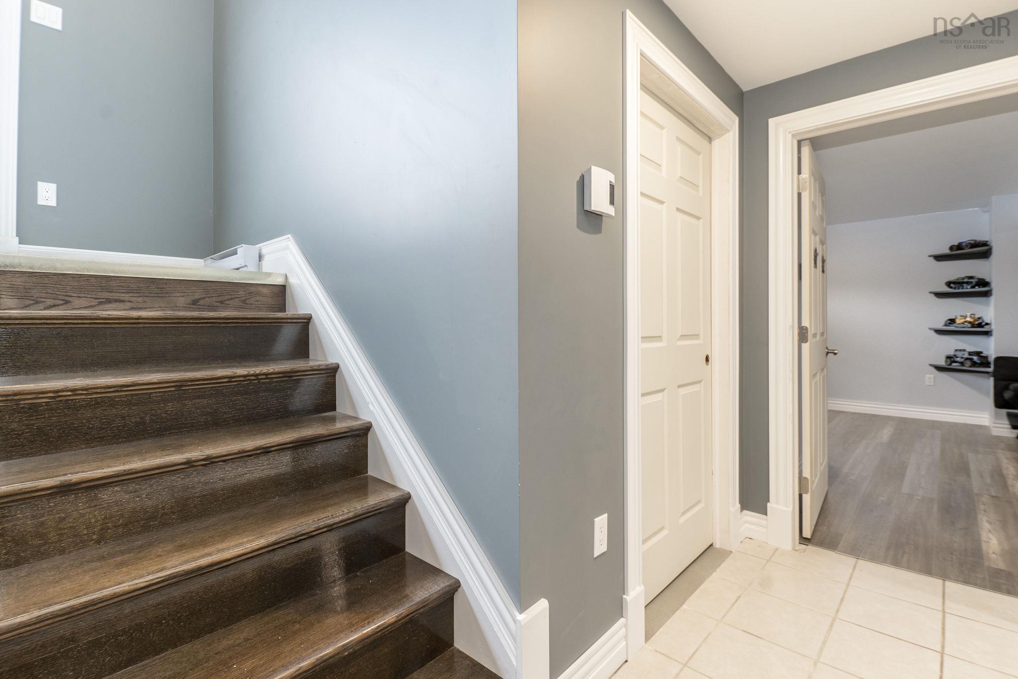 $619,900.00: 1389 Highway 2, Lantz