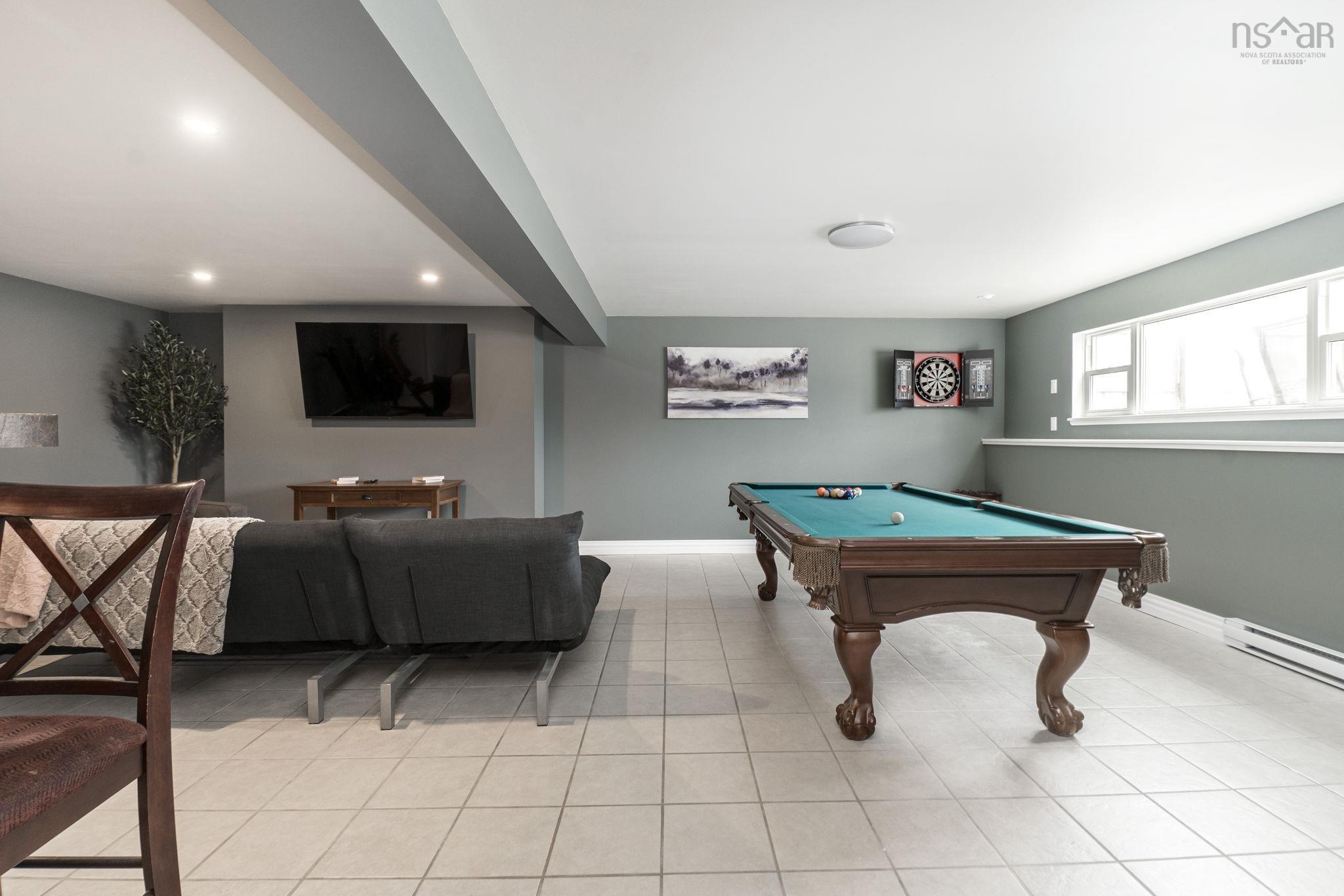 $619,900.00: 1389 Highway 2, Lantz