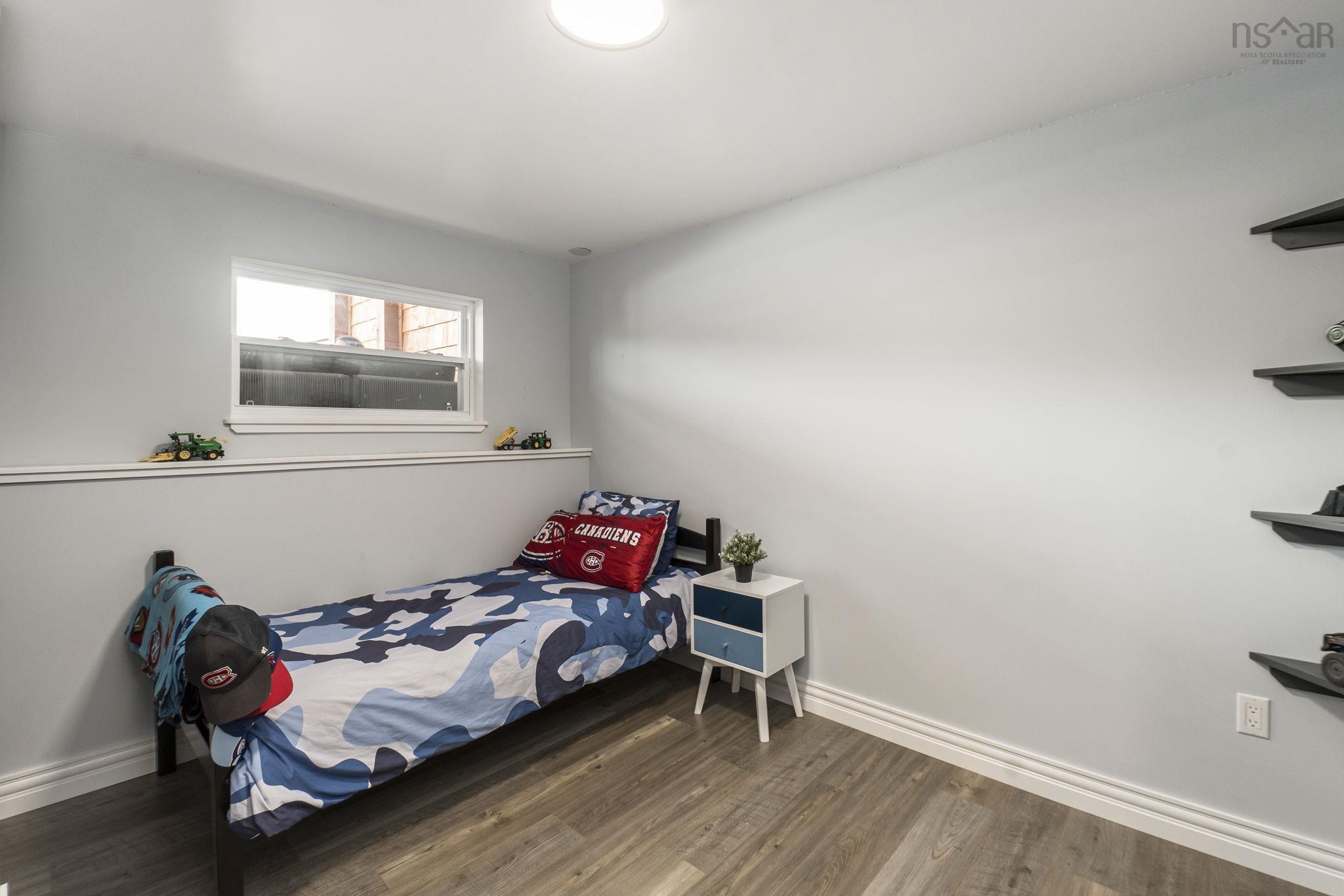 $619,900.00: 1389 Highway 2, Lantz