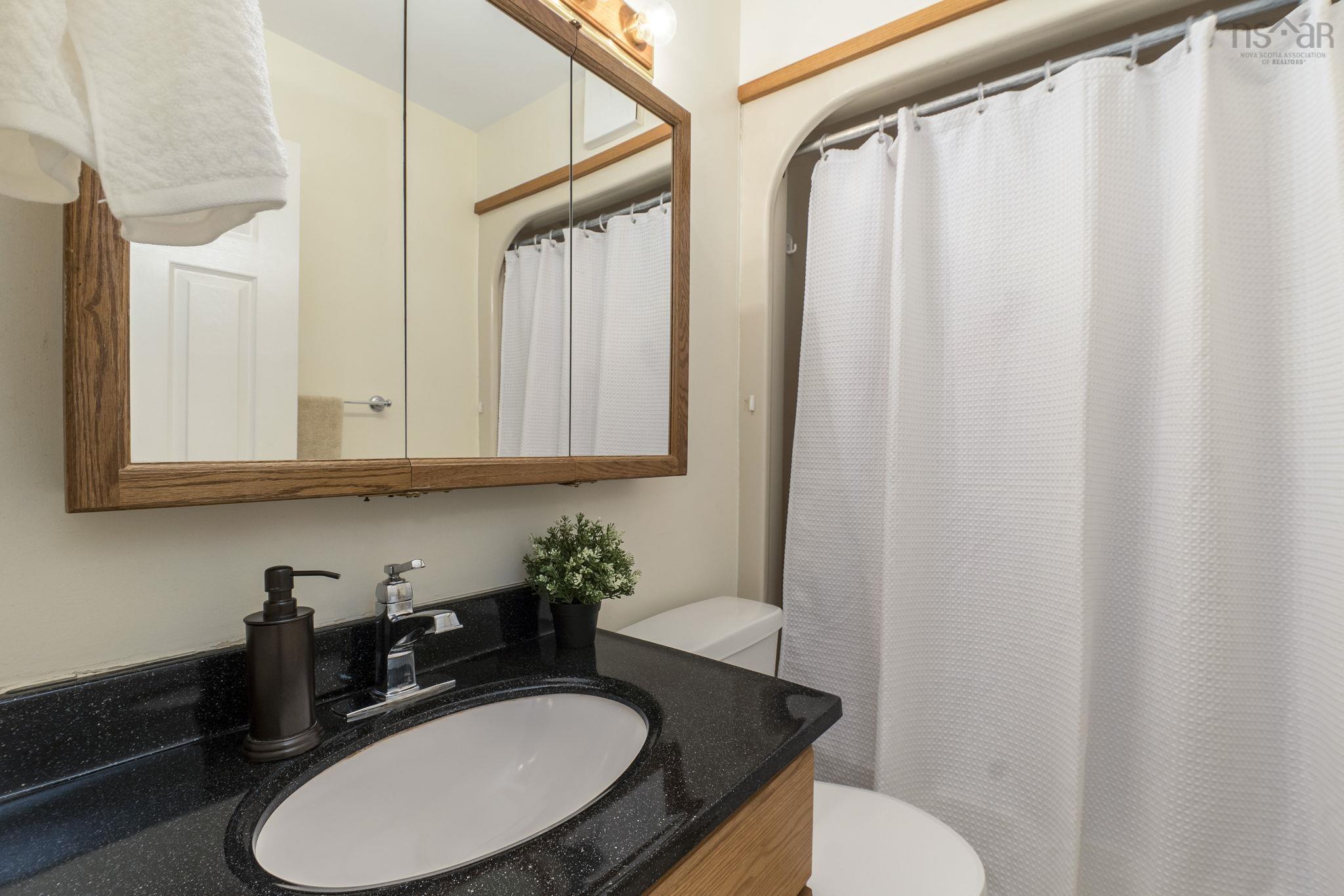 $499,900.00: 2163 Highway 2, Milford