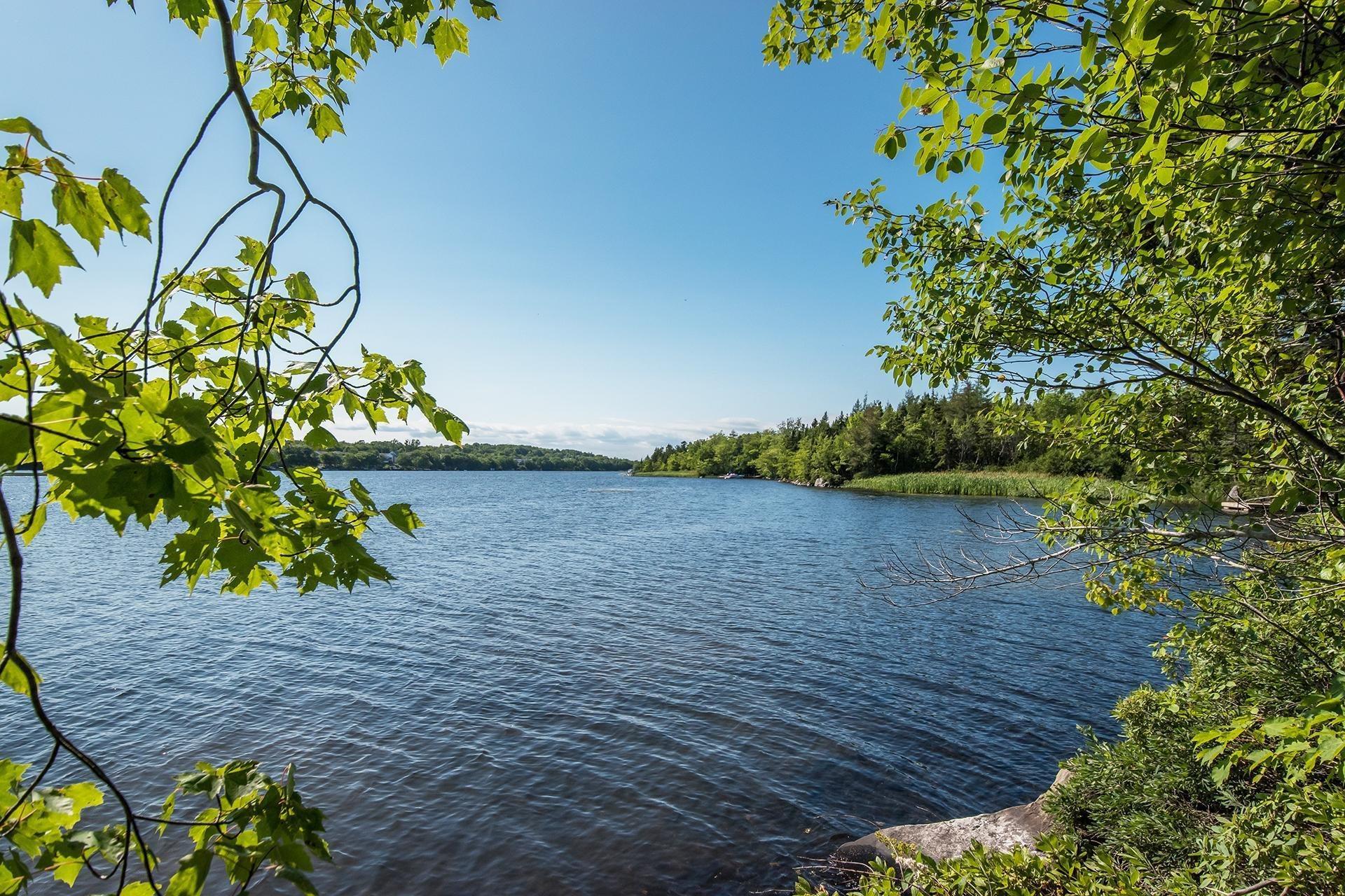 $585,000.00: 108 87 Pebblecreek Crescent, Portland Hills