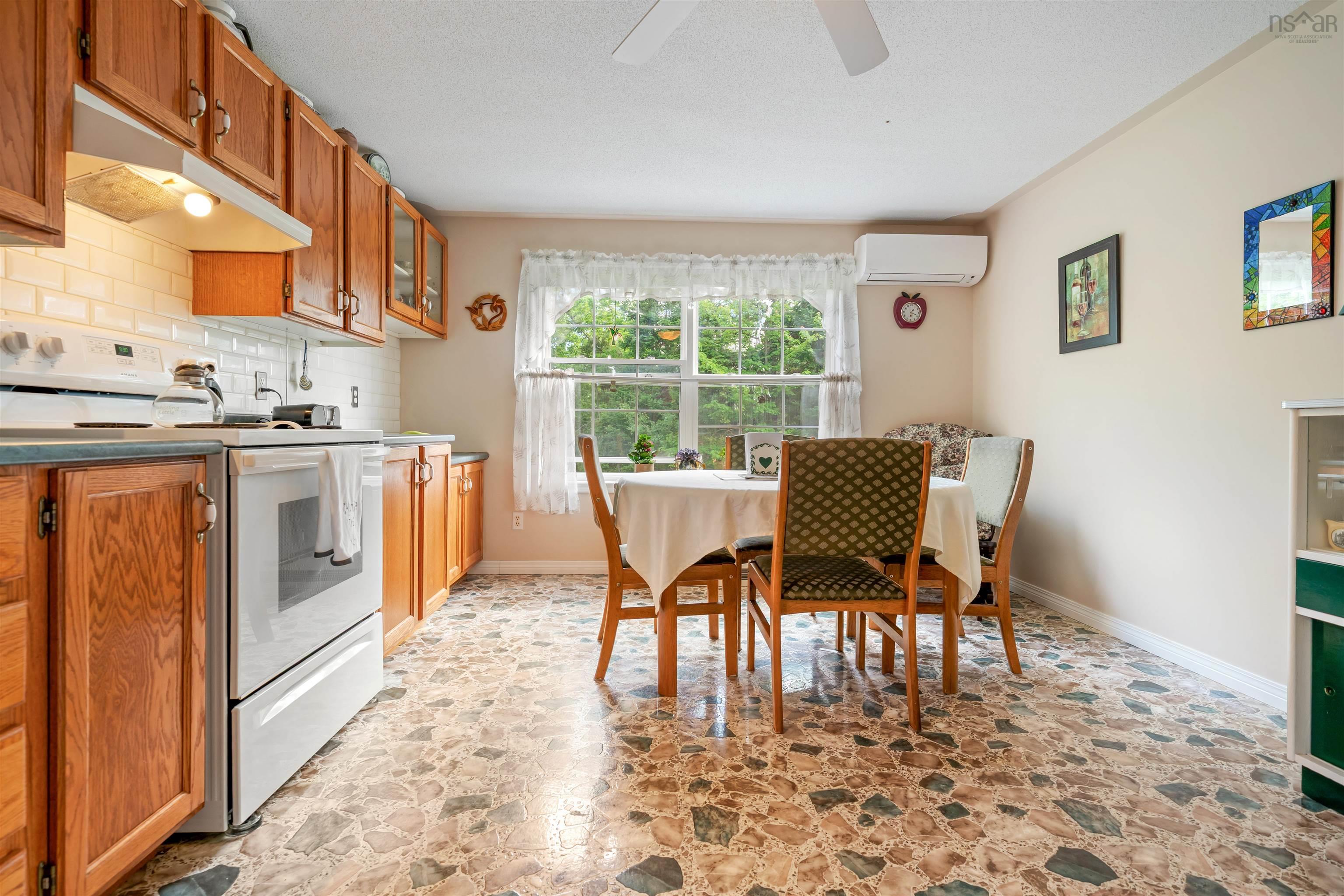 $349,900.00: 481 Frasers Mountain Branch Road, Woodburn