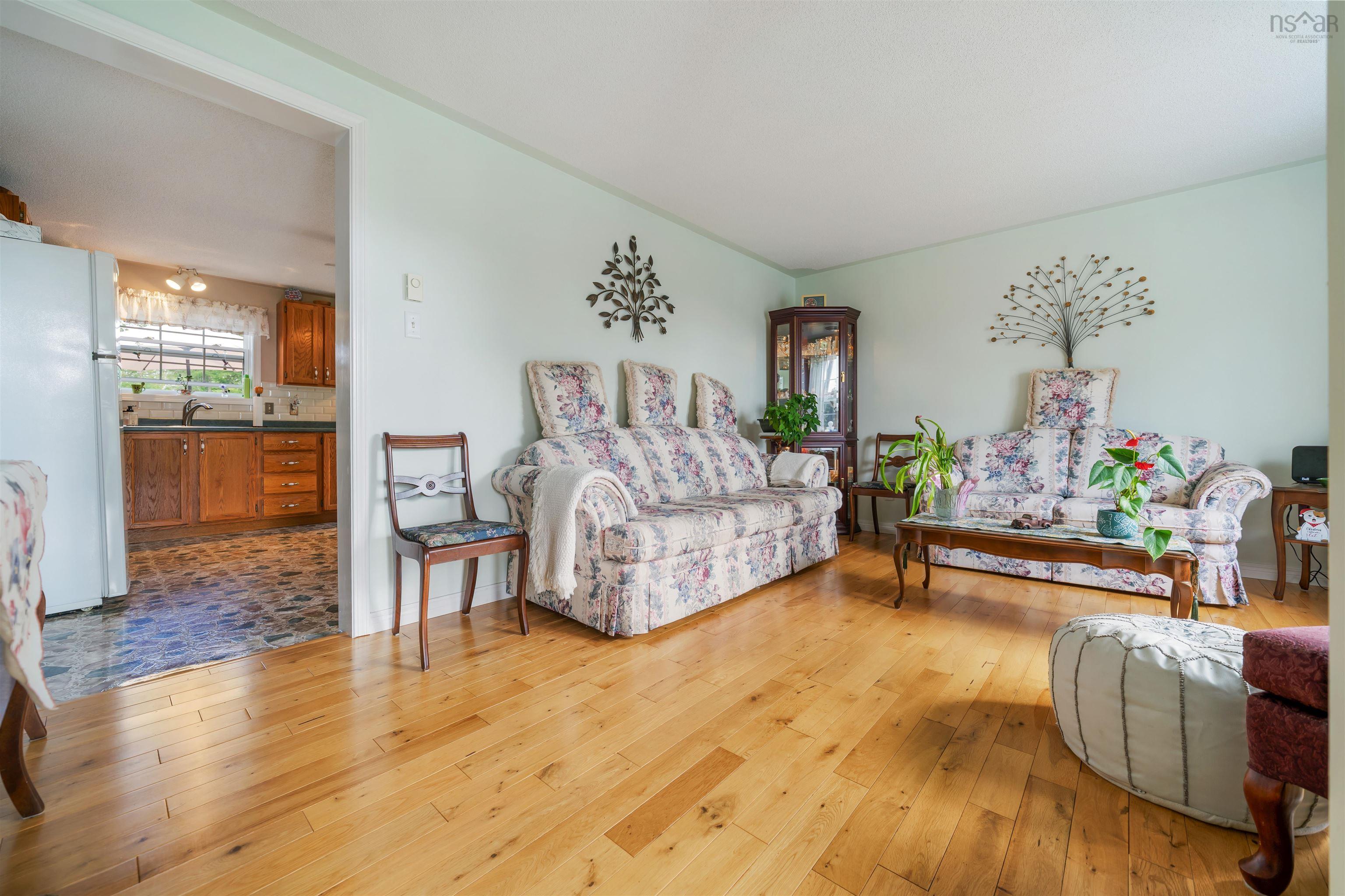 $349,900.00: 481 Frasers Mountain Branch Road, Woodburn