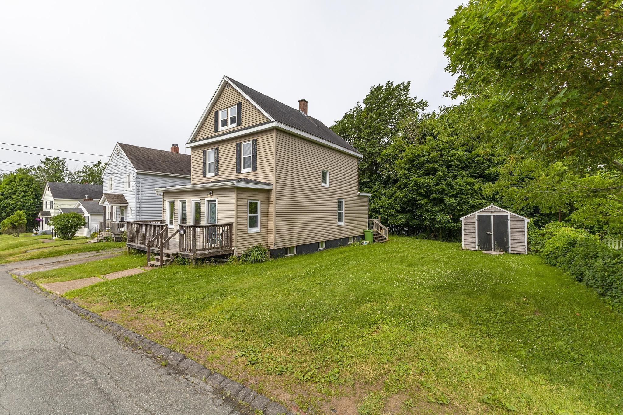 $299,900.00: 326 Shelburne Street, New Glasgow