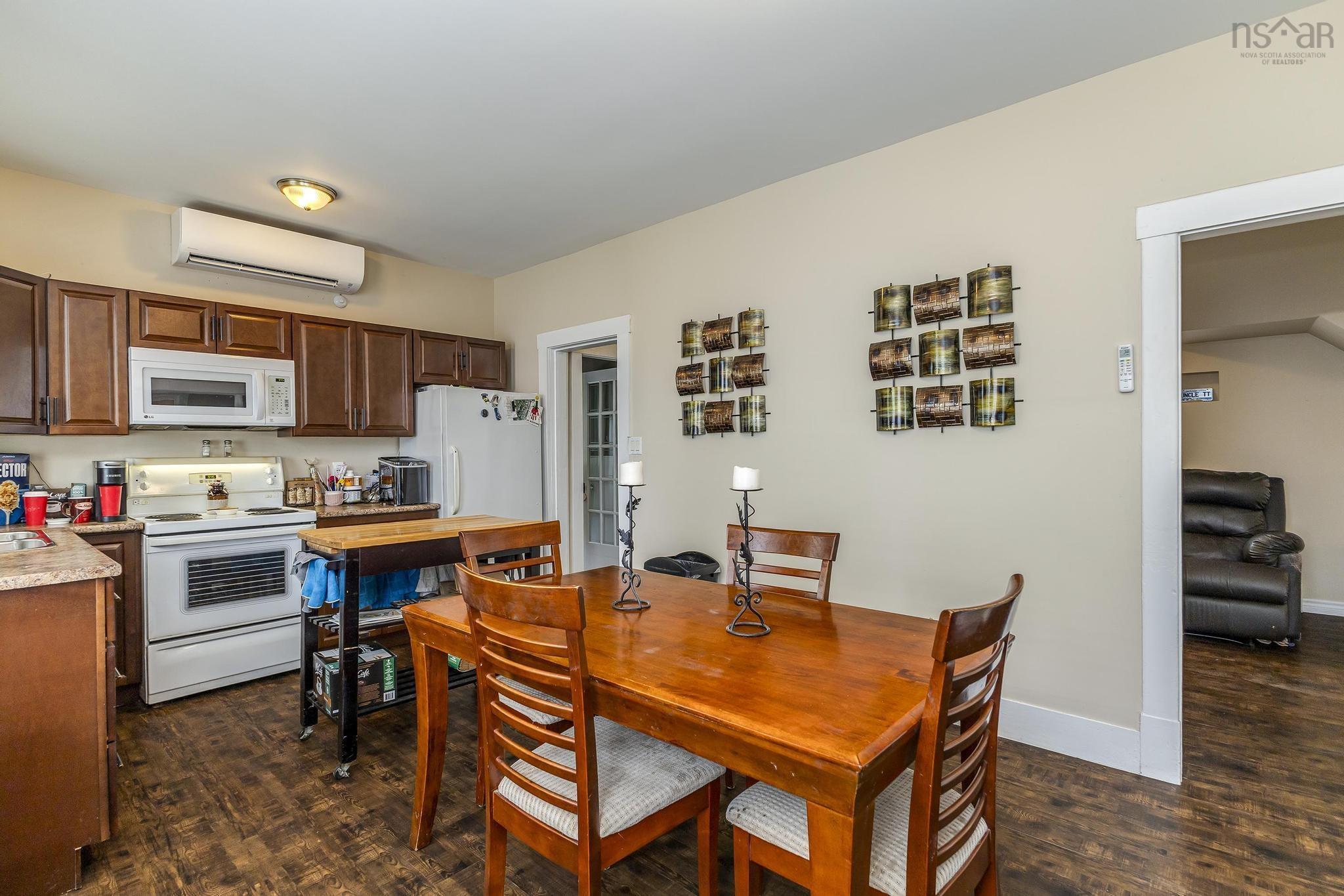 $299,900.00: 326 Shelburne Street, New Glasgow