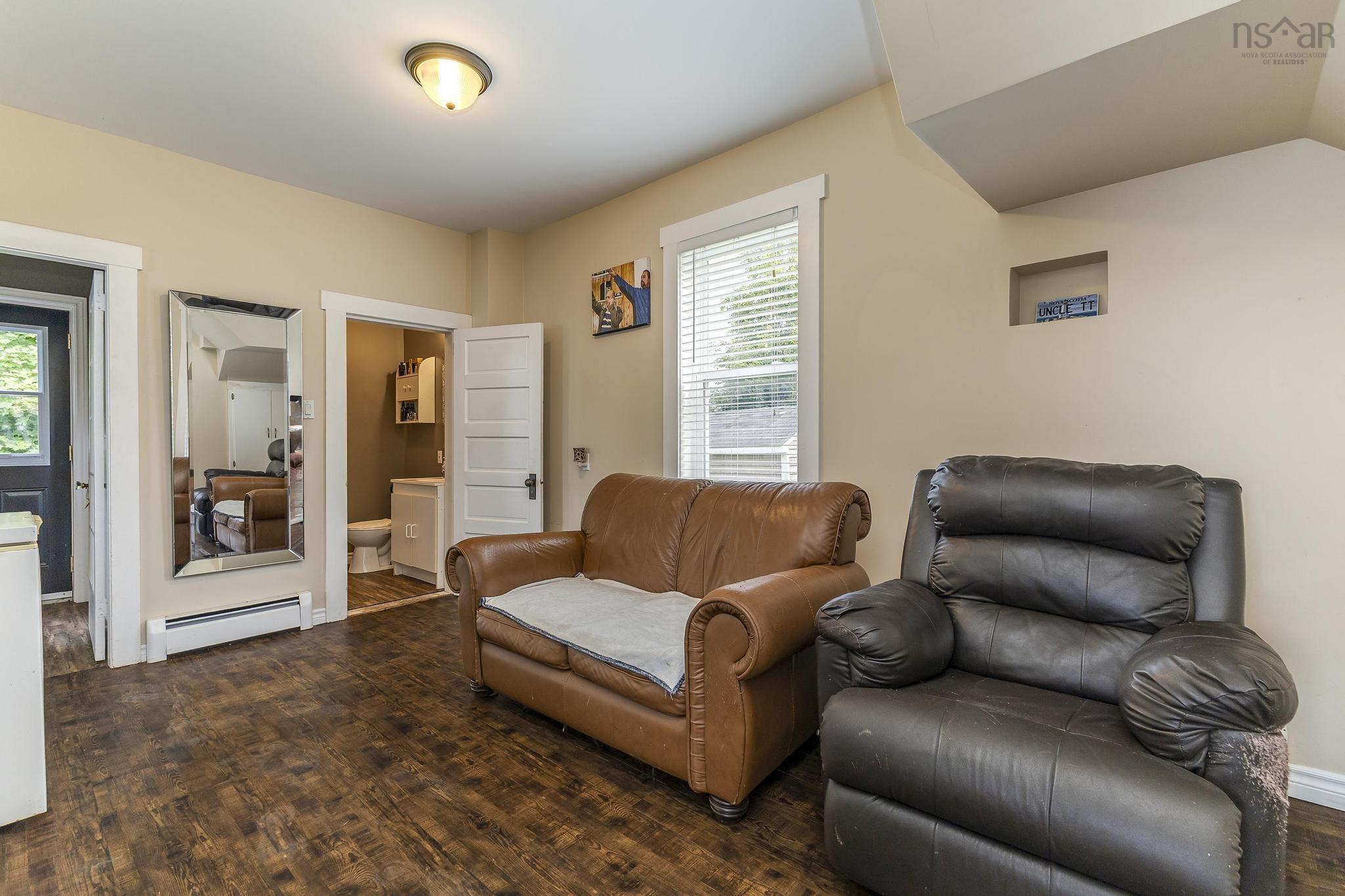 $299,900.00: 326 Shelburne Street, New Glasgow