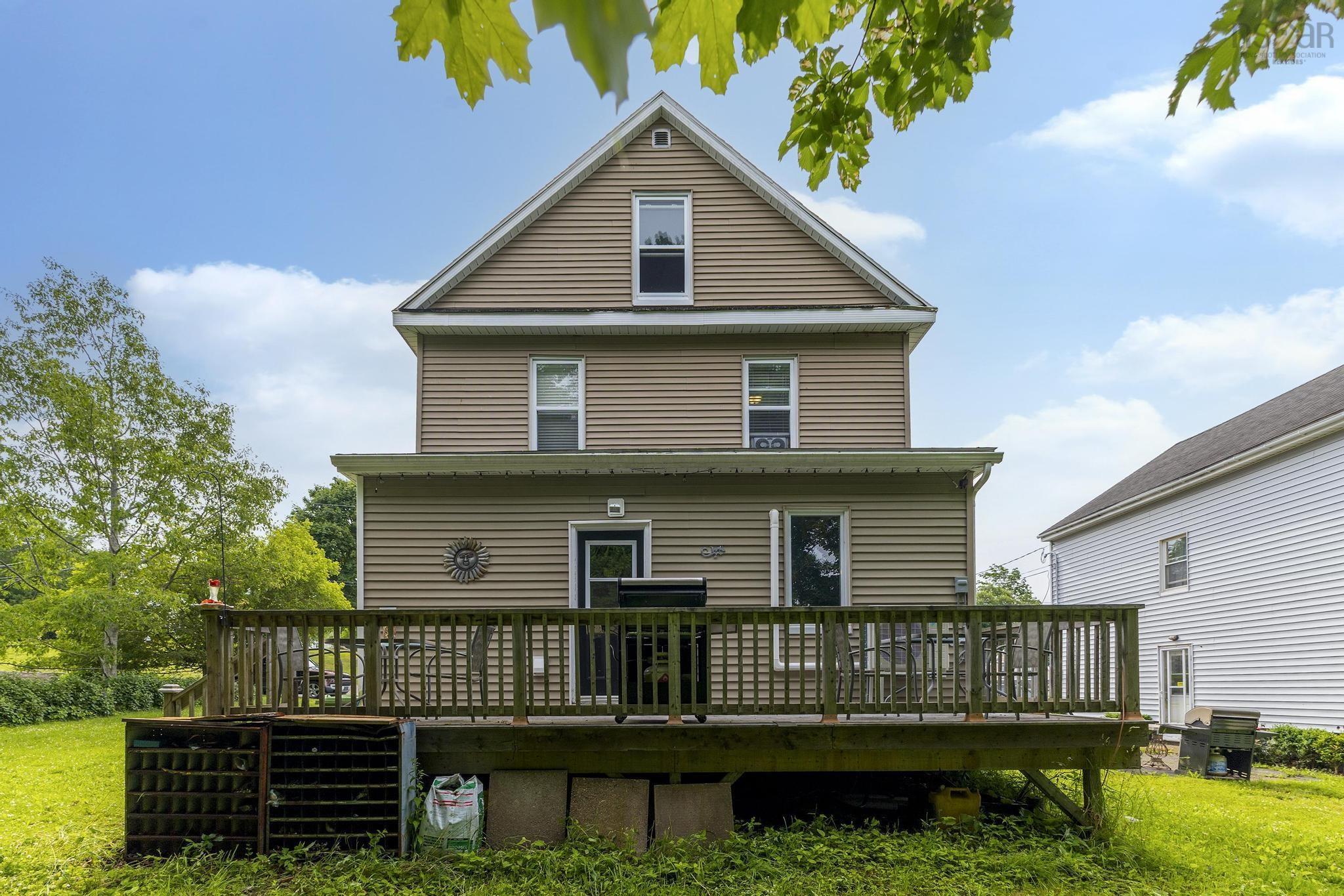 $299,900.00: 326 Shelburne Street, New Glasgow