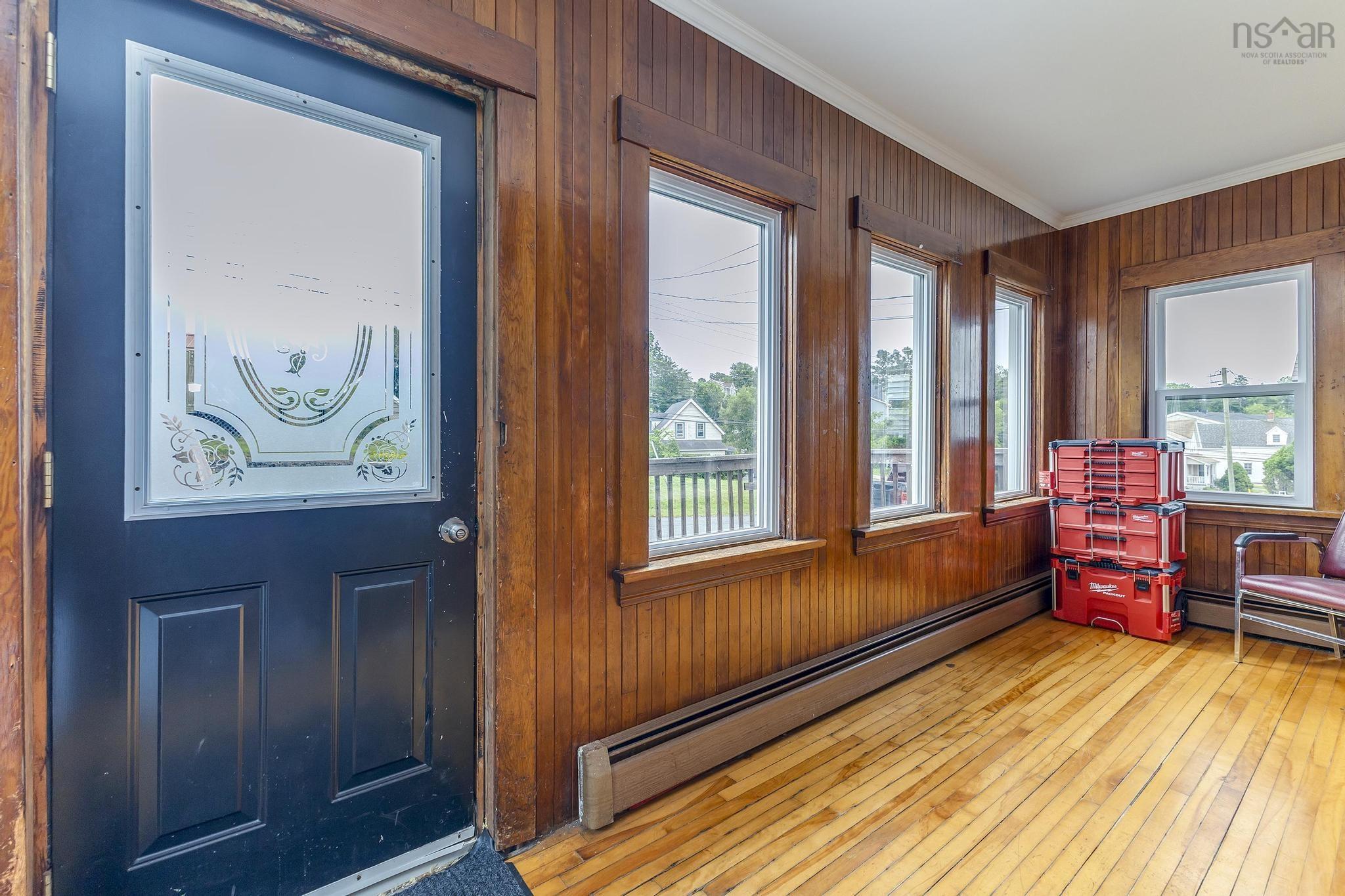 $299,900.00: 326 Shelburne Street, New Glasgow