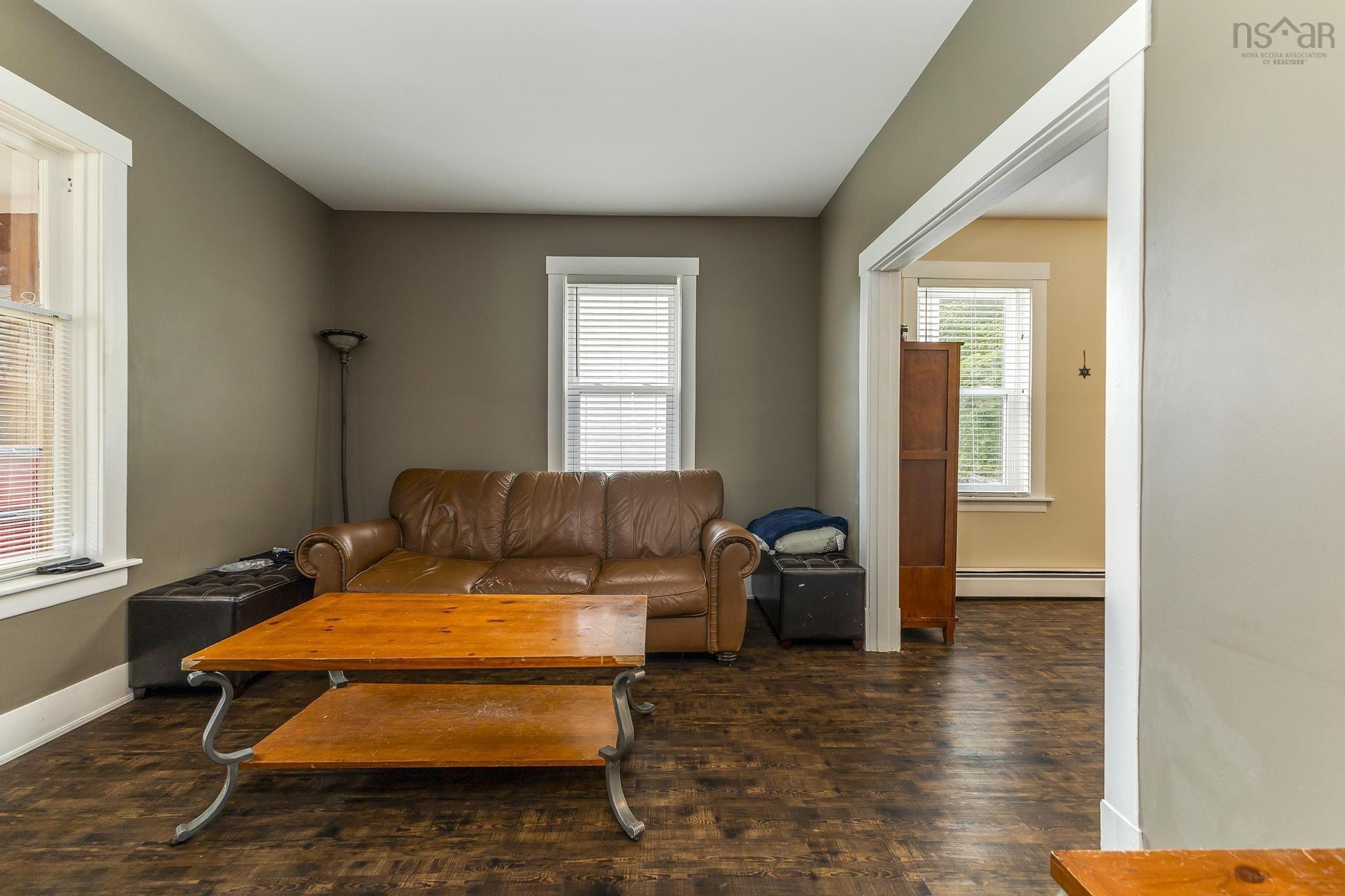 $299,900.00: 326 Shelburne Street, New Glasgow