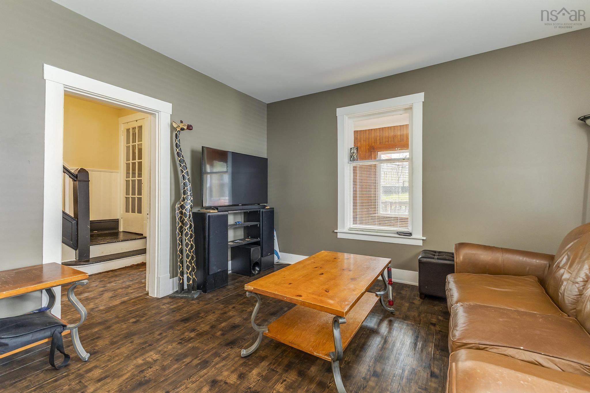 $299,900.00: 326 Shelburne Street, New Glasgow