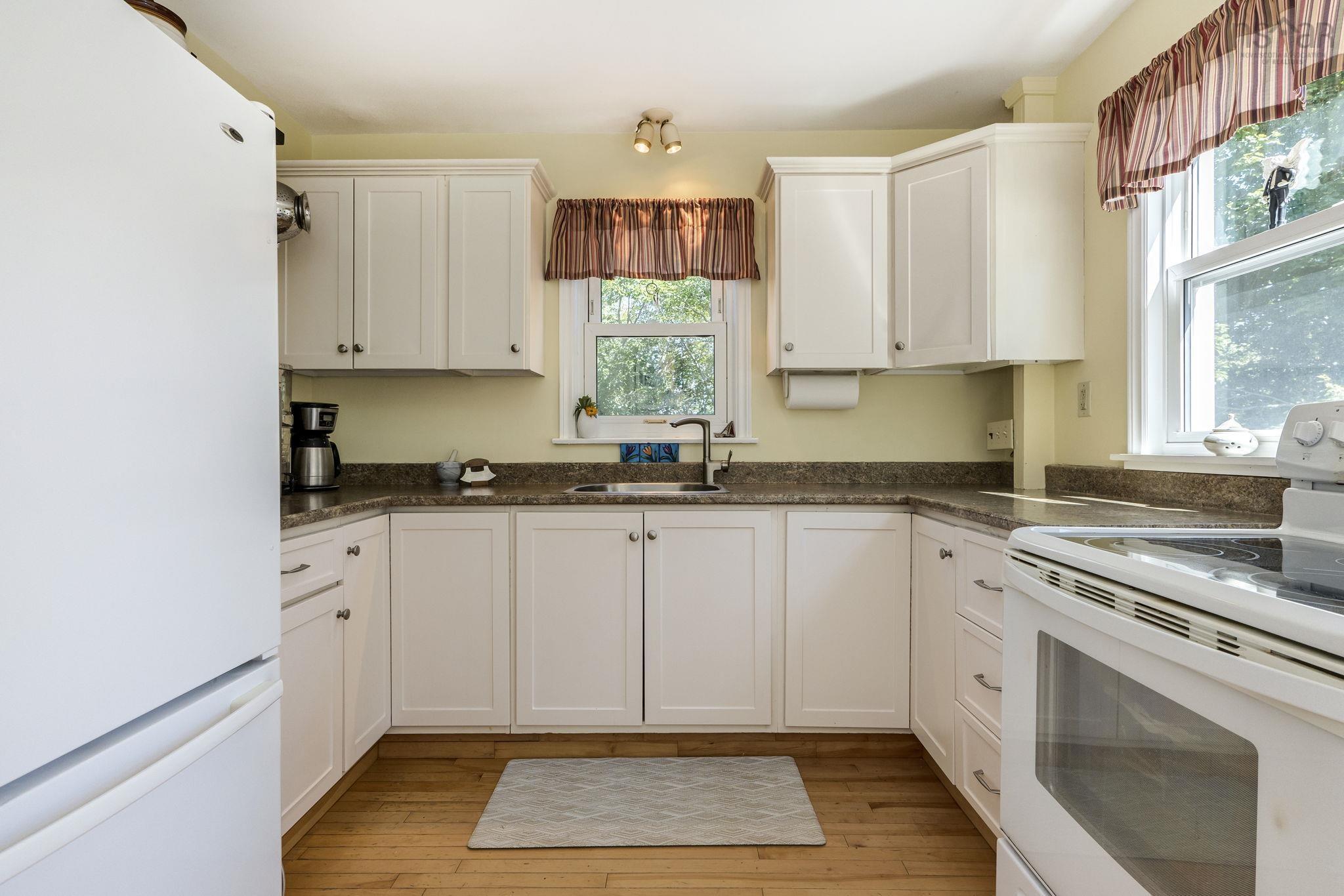 $570,000.00: 50 Fenwood Road, Halifax