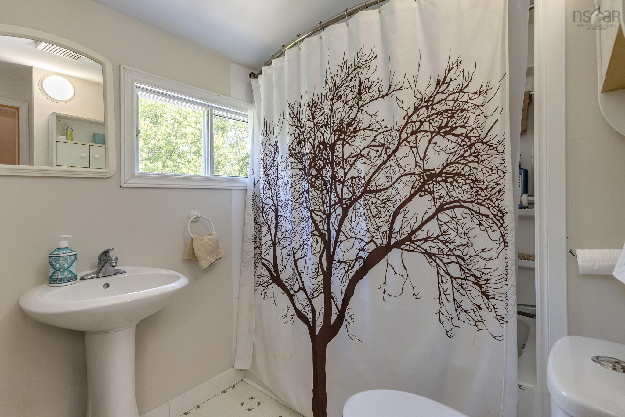 $570,000.00: 50 Fenwood Road, Halifax