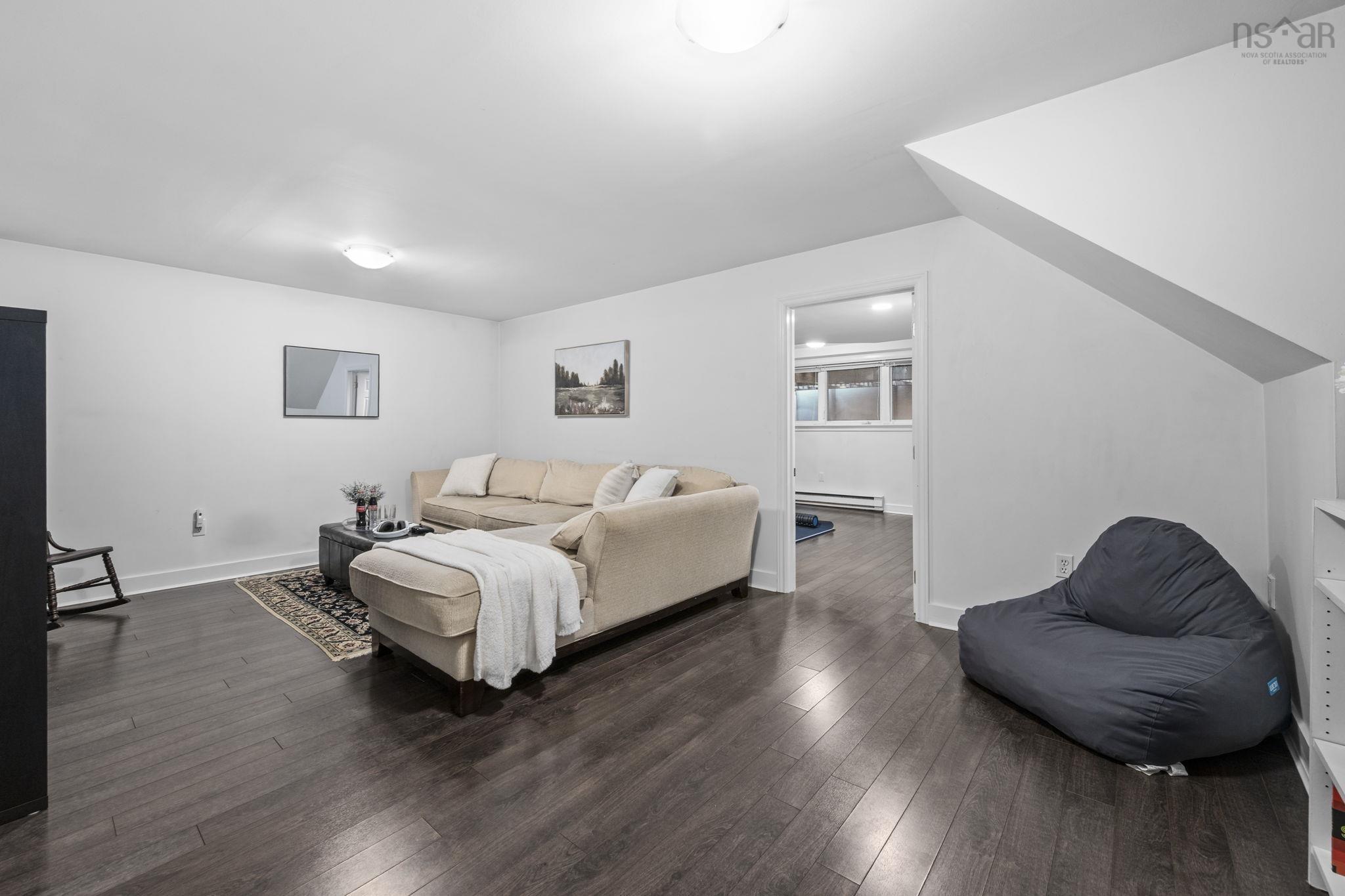 $689,900.00: 70 Carlheath Drive, Wellington