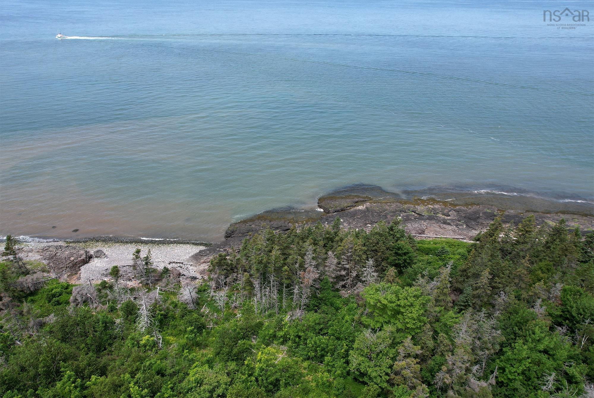 $95,000.00: Lot Shore Road, Litchfield